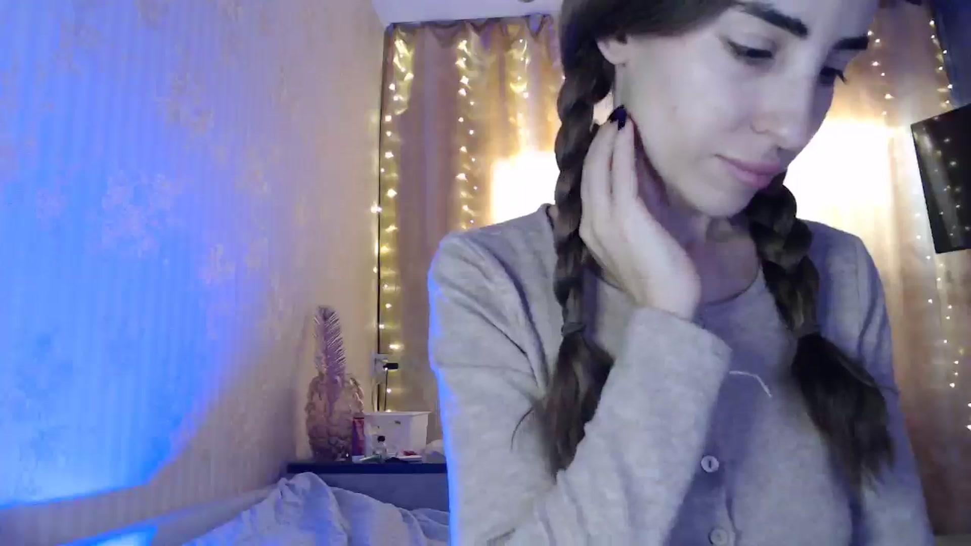 Gallery image thumbnail from Nora_Sweet's myfreecams stream on, 01/10/2025, 11:45 image 8 of 20