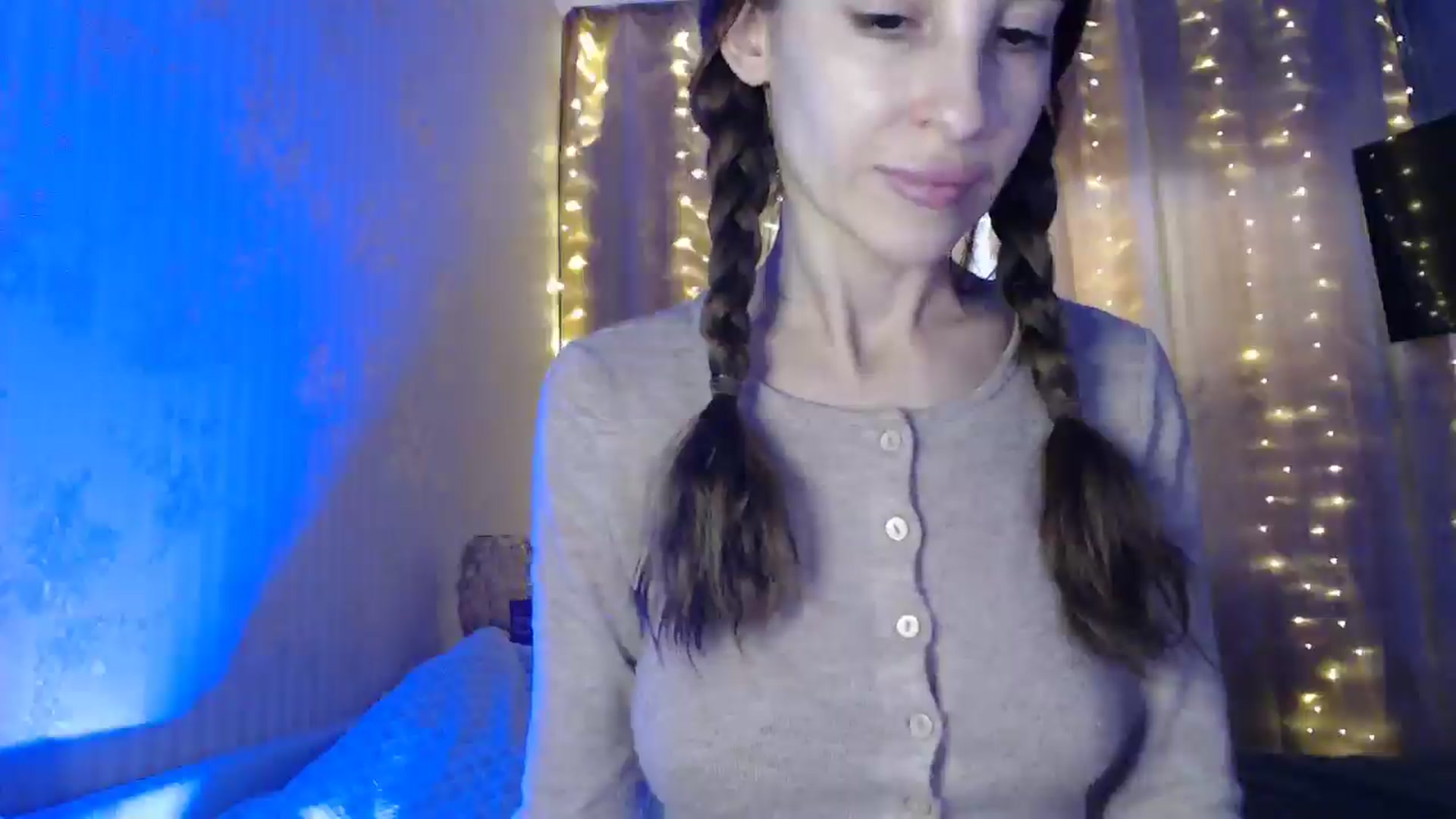 Gallery image thumbnail from Nora_Sweet's myfreecams stream on, 01/13/2025, 10:51 image 18 of 20