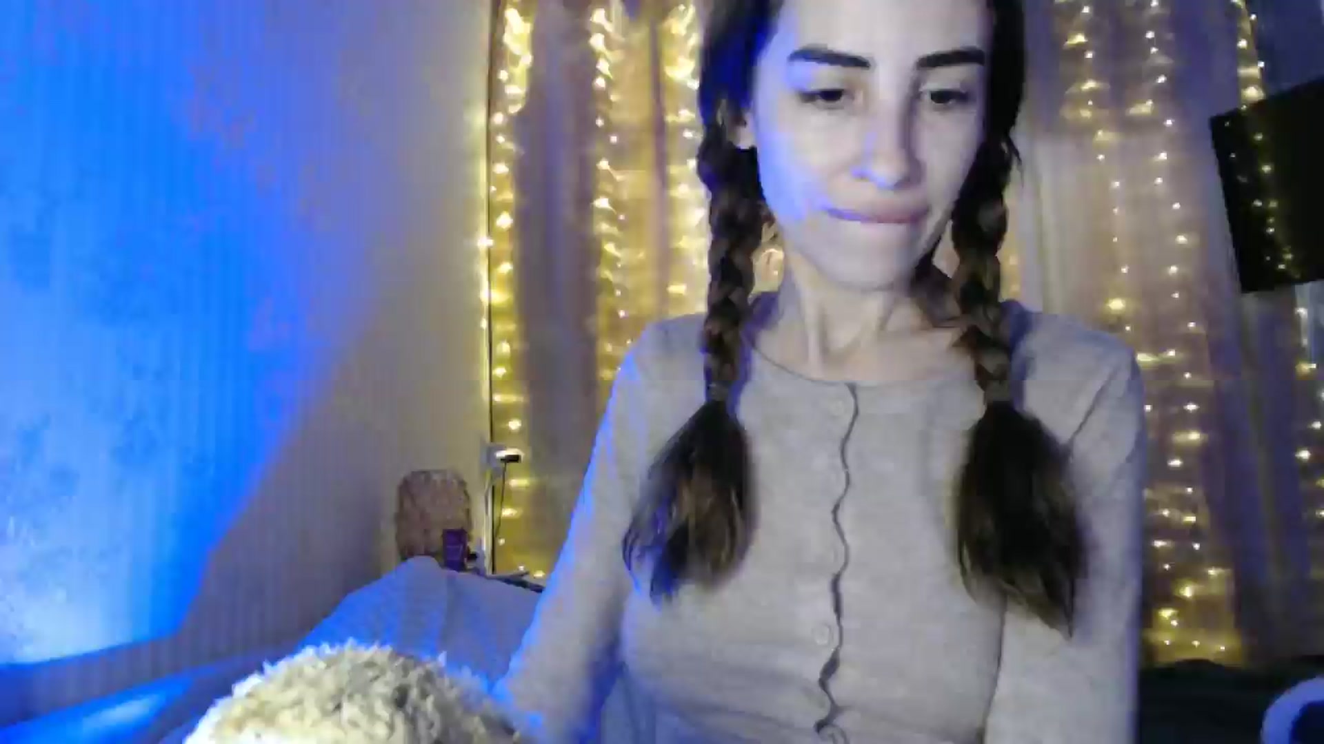 Gallery image thumbnail from Nora_Sweet's myfreecams stream on, 01/13/2025, 12:39 image 5 of 20