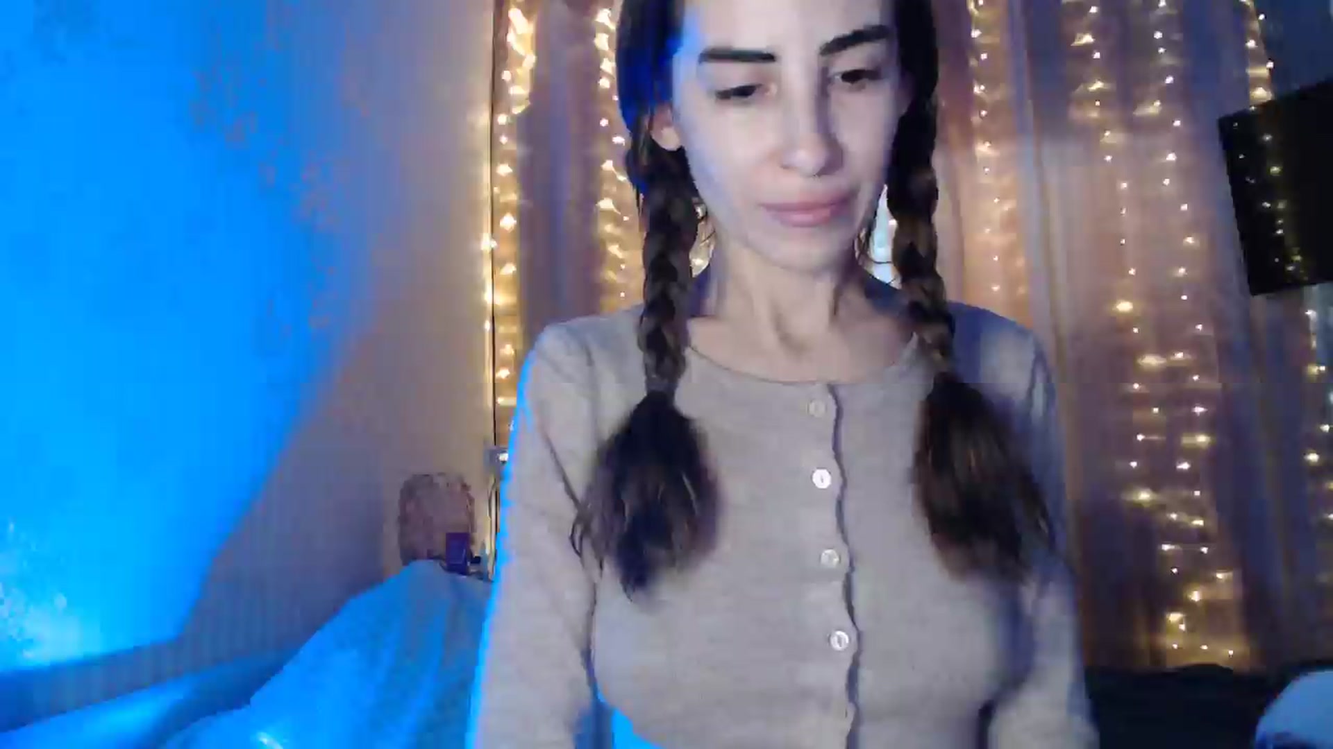 Gallery image thumbnail from Nora_Sweet's myfreecams stream on, 01/13/2025, 12:39 image 15 of 20