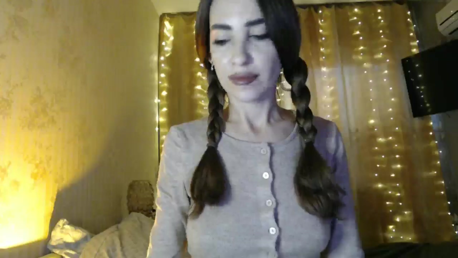 Gallery image thumbnail from Nora_Sweet's myfreecams stream on, 01/14/2025, 12:29 image 13 of 20
