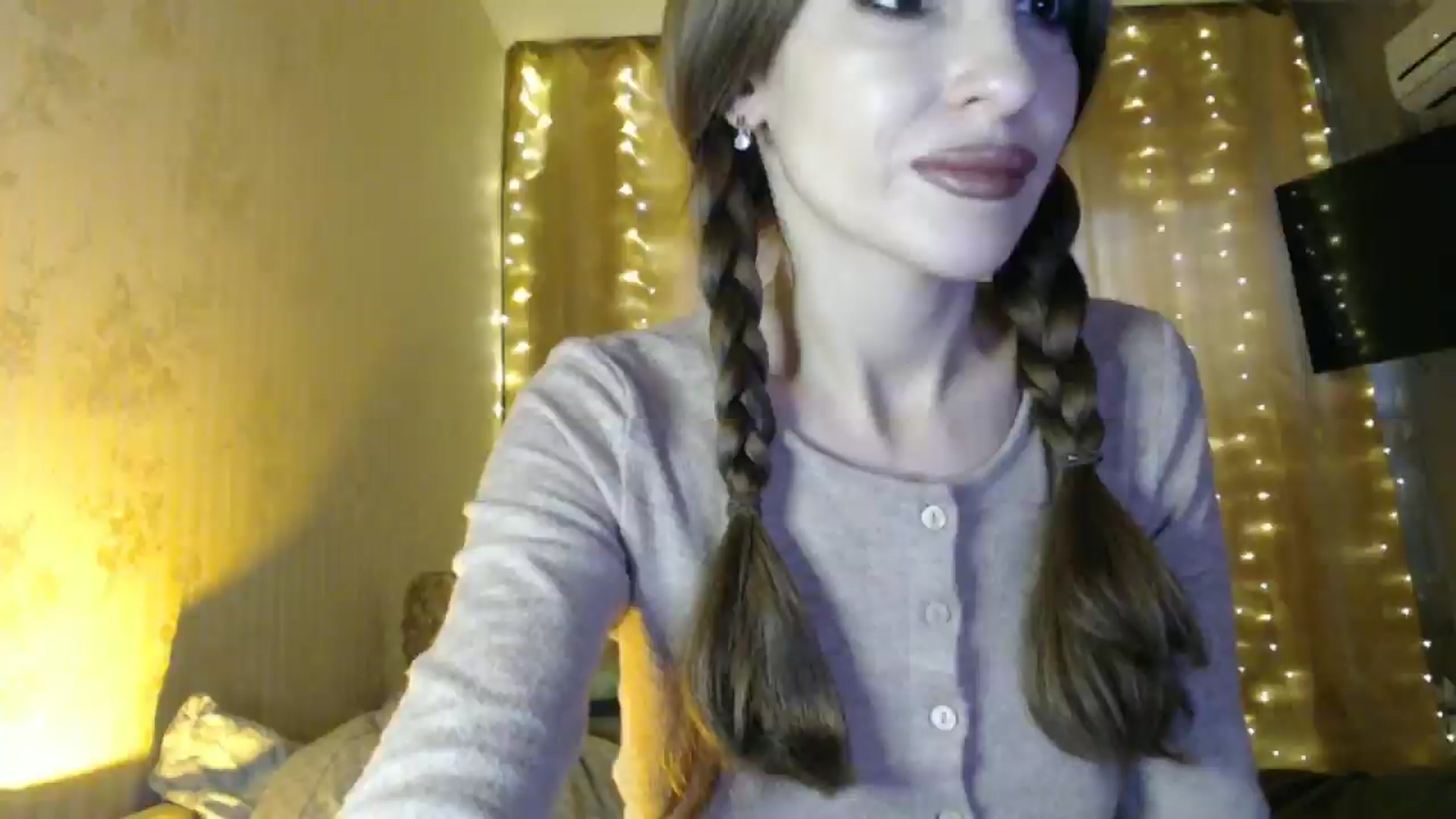 Gallery image thumbnail from Nora_Sweet's myfreecams stream on, 01/14/2025, 12:29 image 12 of 20