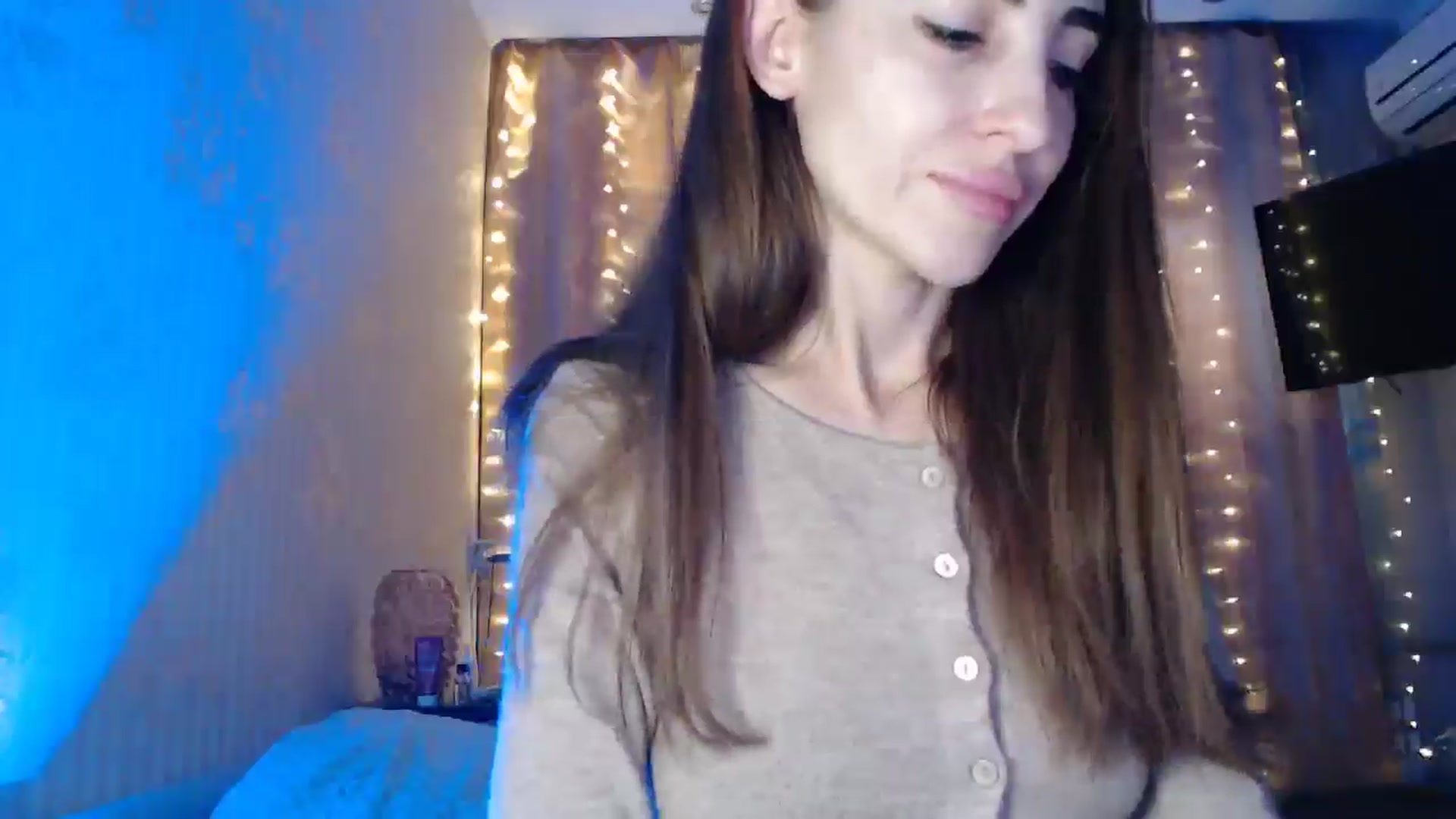 Gallery image thumbnail from Nora_Sweet's myfreecams stream on, 01/16/2025, 10:04 image 15 of 20