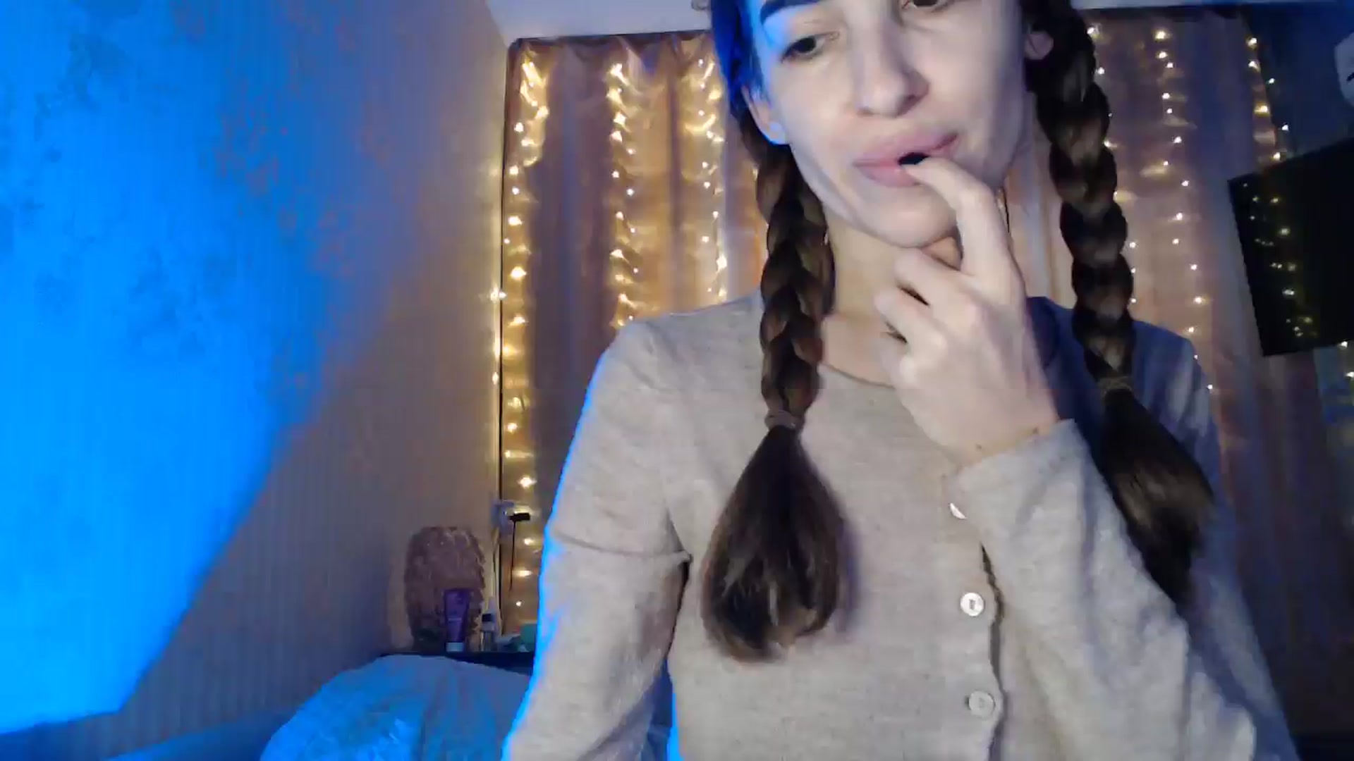 Gallery image thumbnail from Nora_Sweet's myfreecams stream on, 01/16/2025, 11:06 image 6 of 20