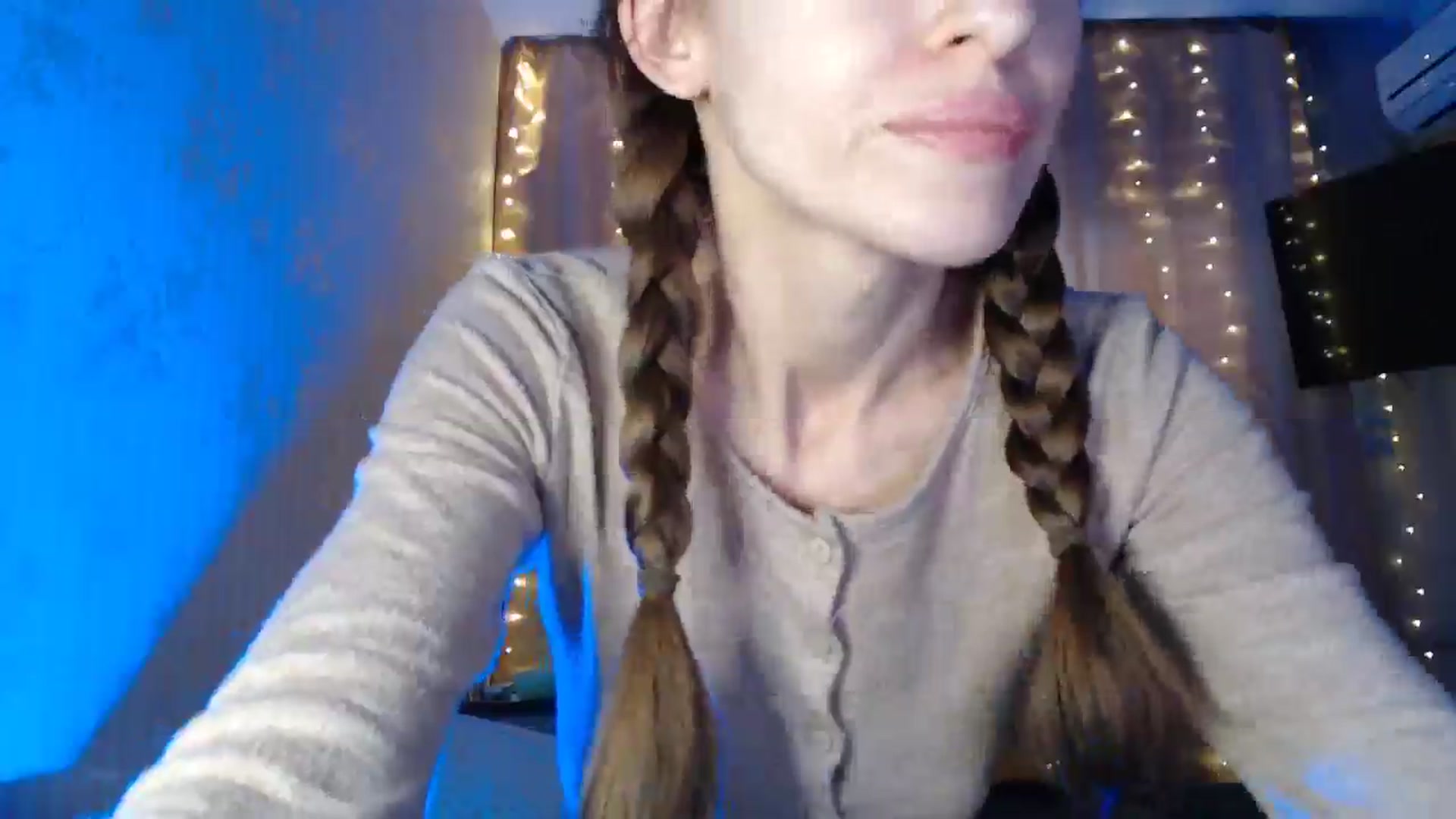 Gallery image thumbnail from Nora_Sweet's myfreecams stream on, 01/16/2025, 12:17 image 17 of 20