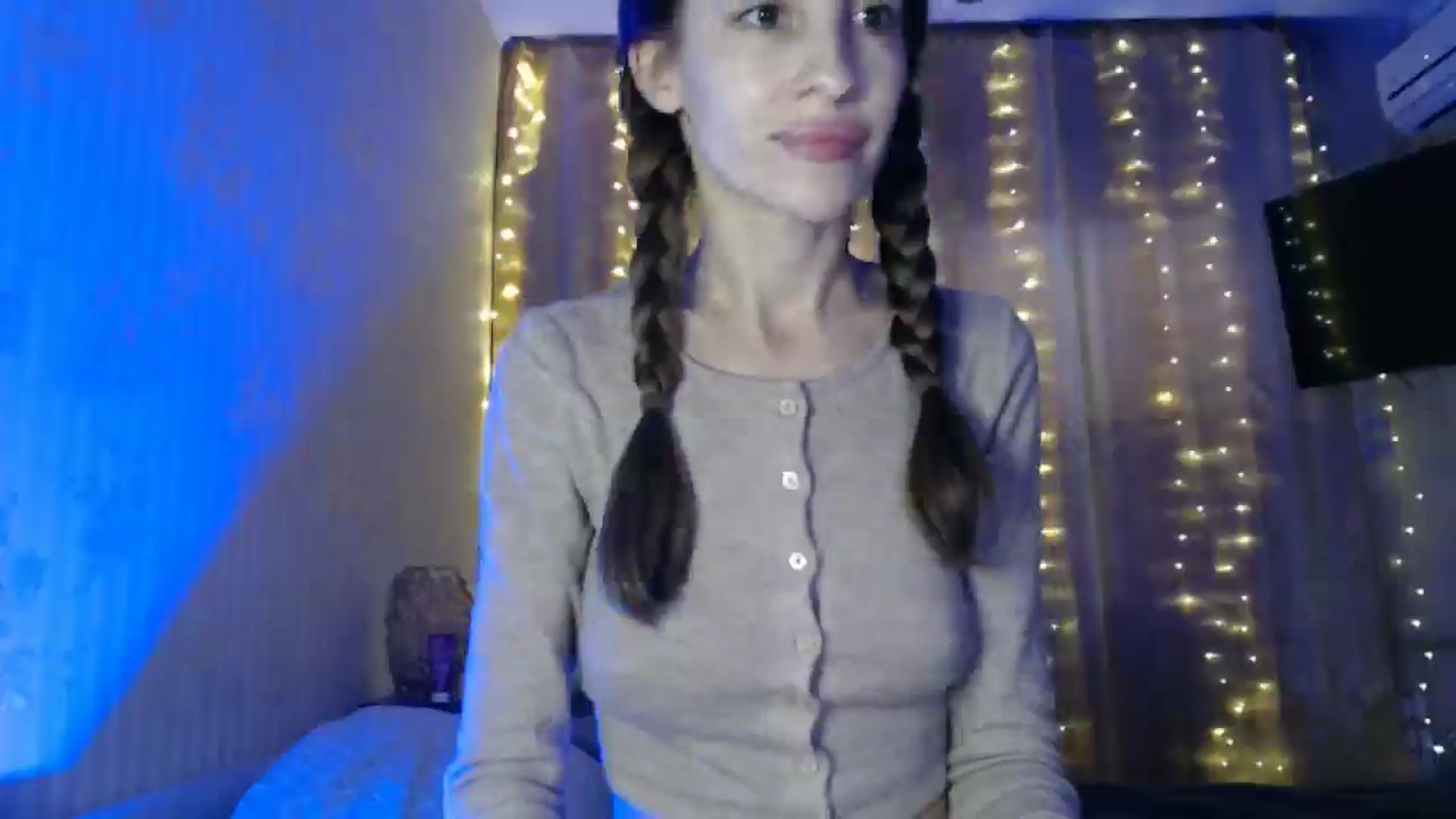 Gallery image thumbnail from Nora_Sweet's myfreecams stream on, 01/16/2025, 12:17 image 18 of 20