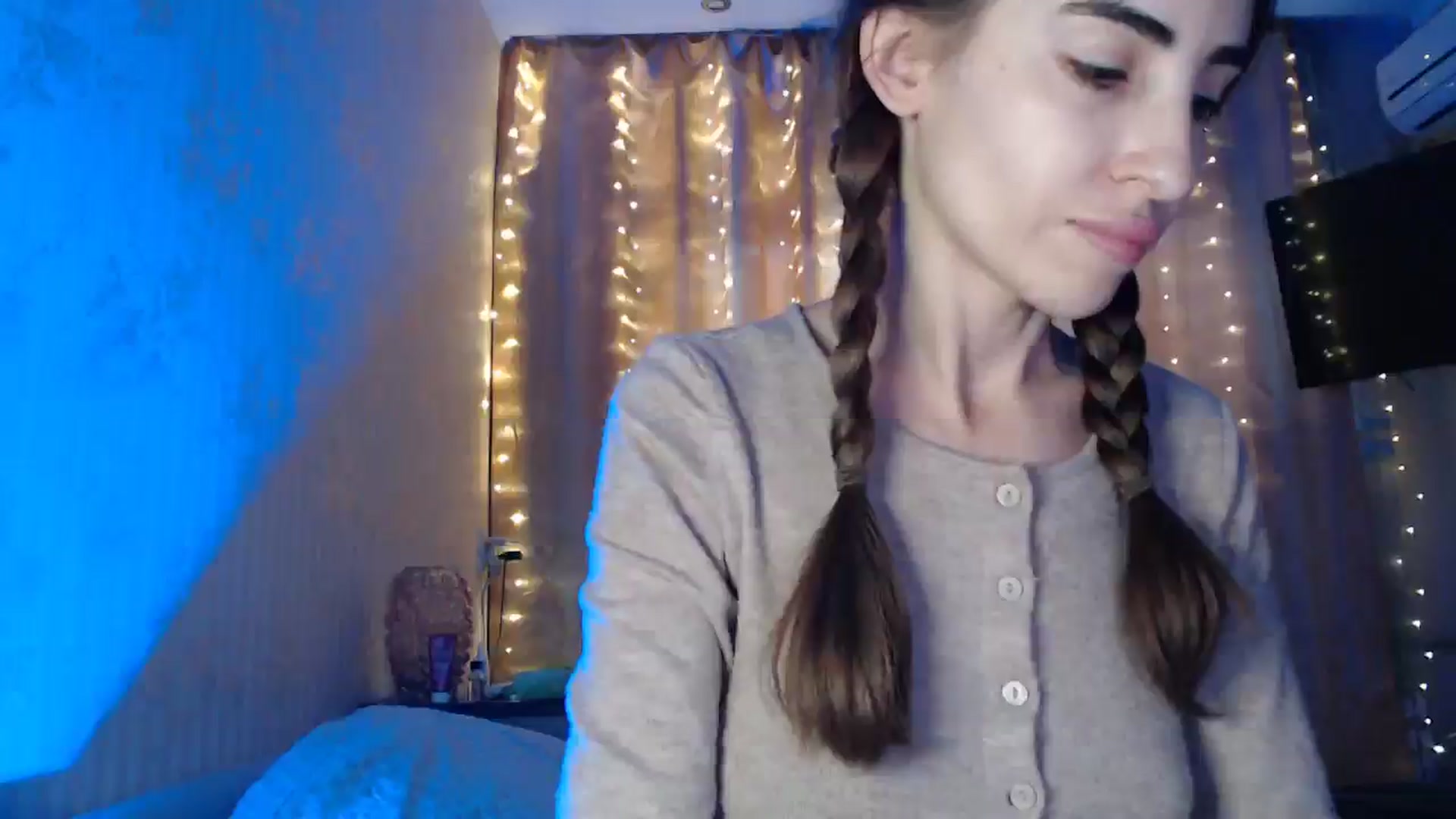 Gallery image thumbnail from Nora_Sweet's myfreecams stream on, 01/16/2025, 12:17 image 8 of 20