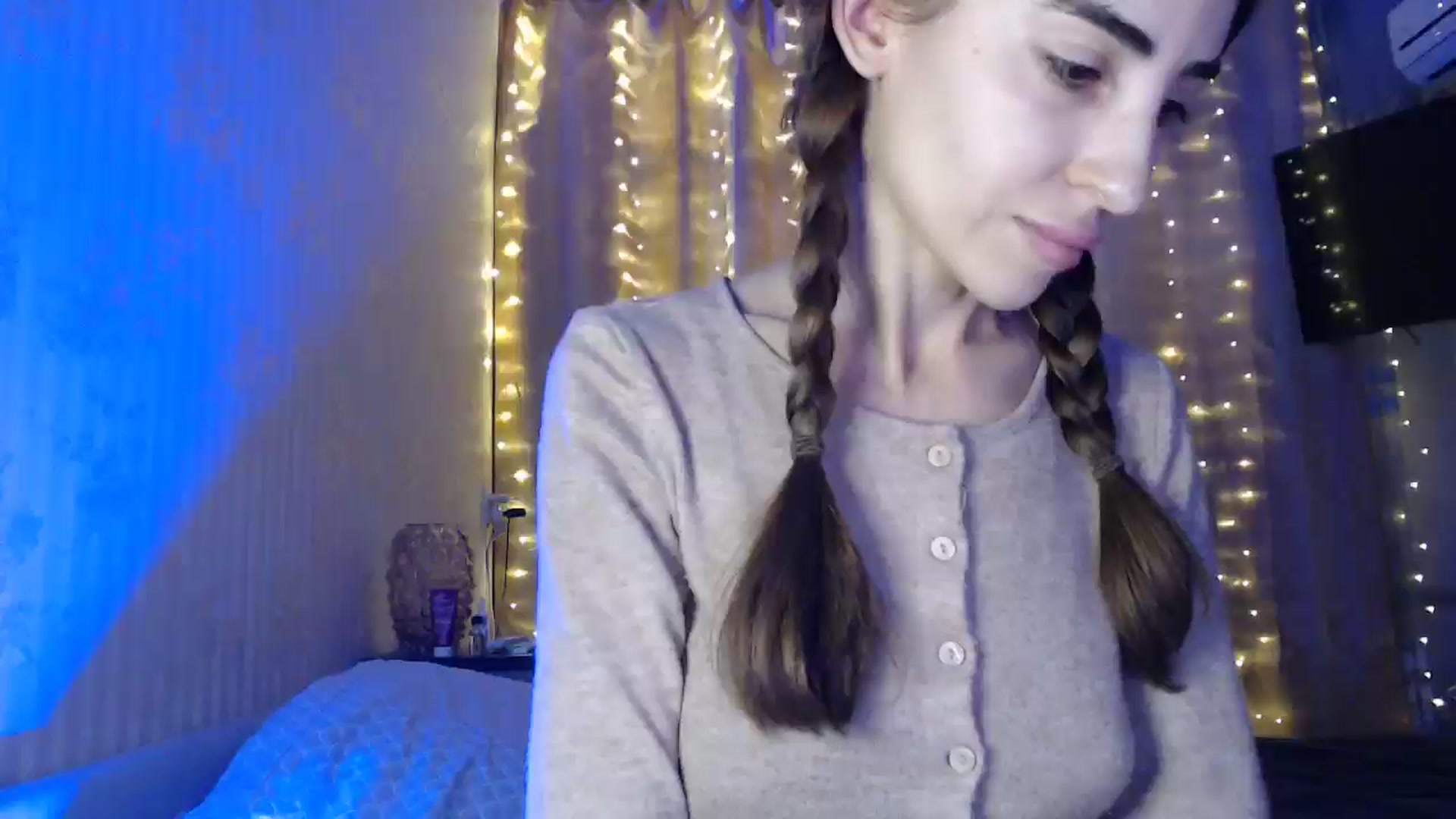 Gallery image thumbnail from Nora_Sweet's myfreecams stream on, 01/16/2025, 13:35 image 4 of 20