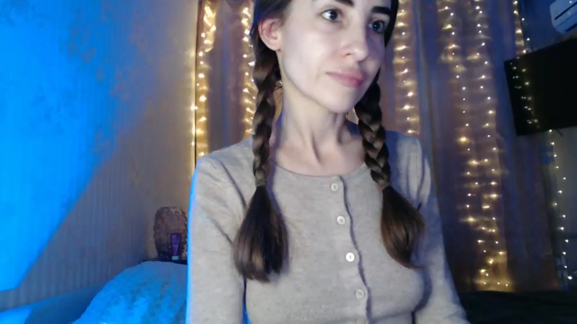 Gallery image thumbnail from Nora_Sweet's myfreecams stream on, 01/16/2025, 13:35 image 17 of 20