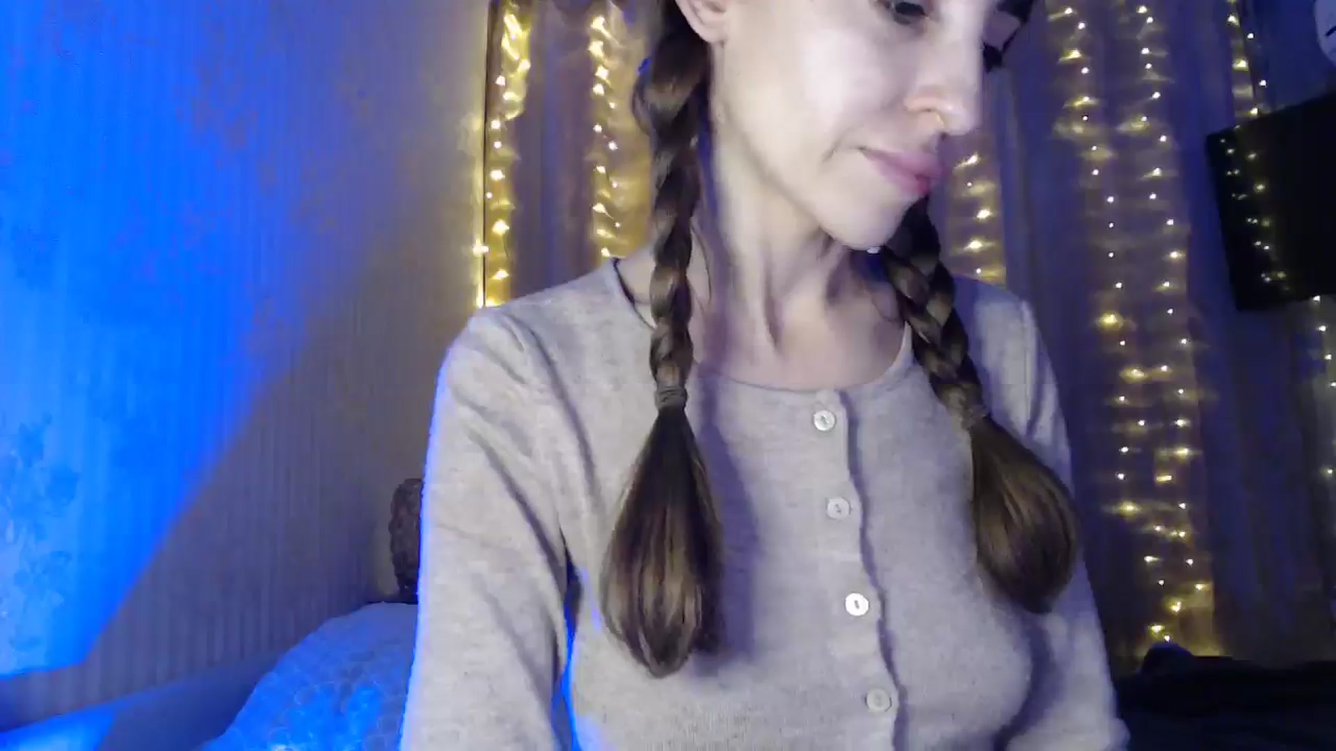 Gallery image thumbnail from Nora_Sweet's myfreecams stream on, 01/16/2025, 14:11 image 9 of 20