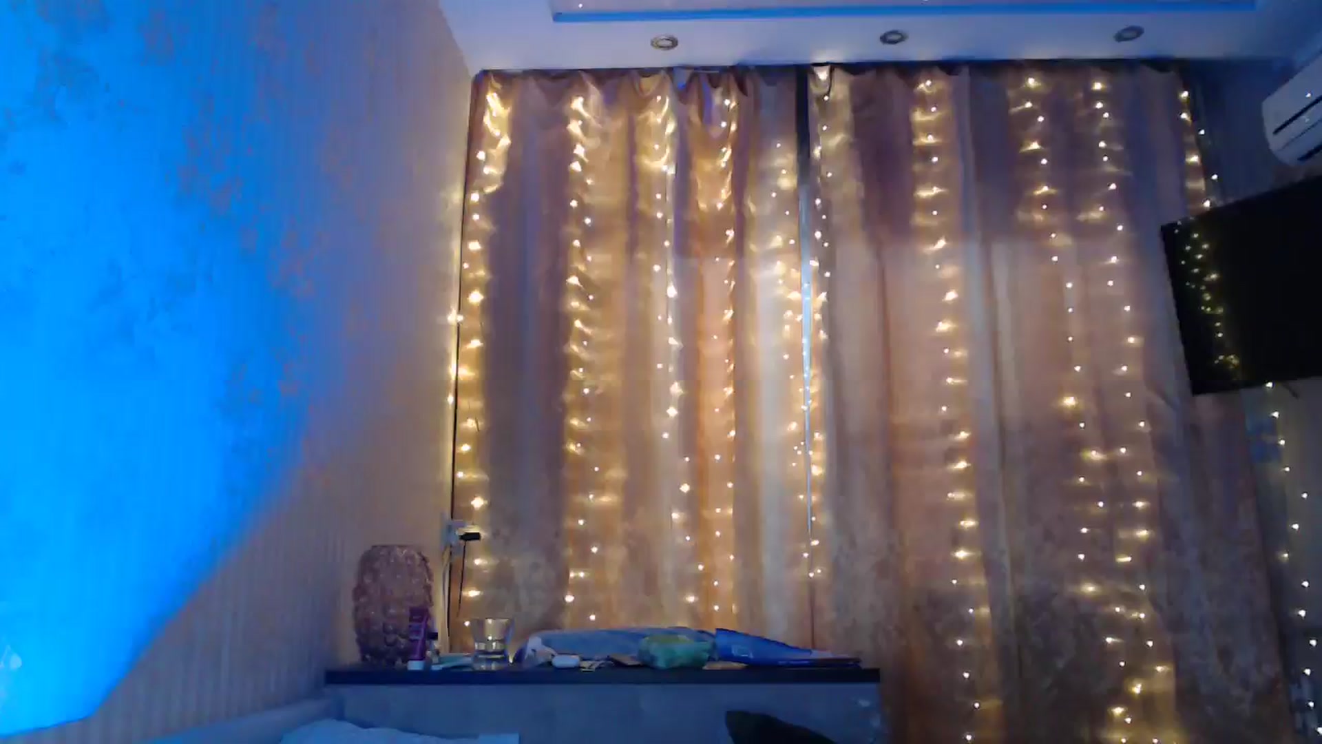 Gallery image thumbnail from Nora_Sweet's myfreecams stream on, 01/17/2025, 10:55 image 20 of 20
