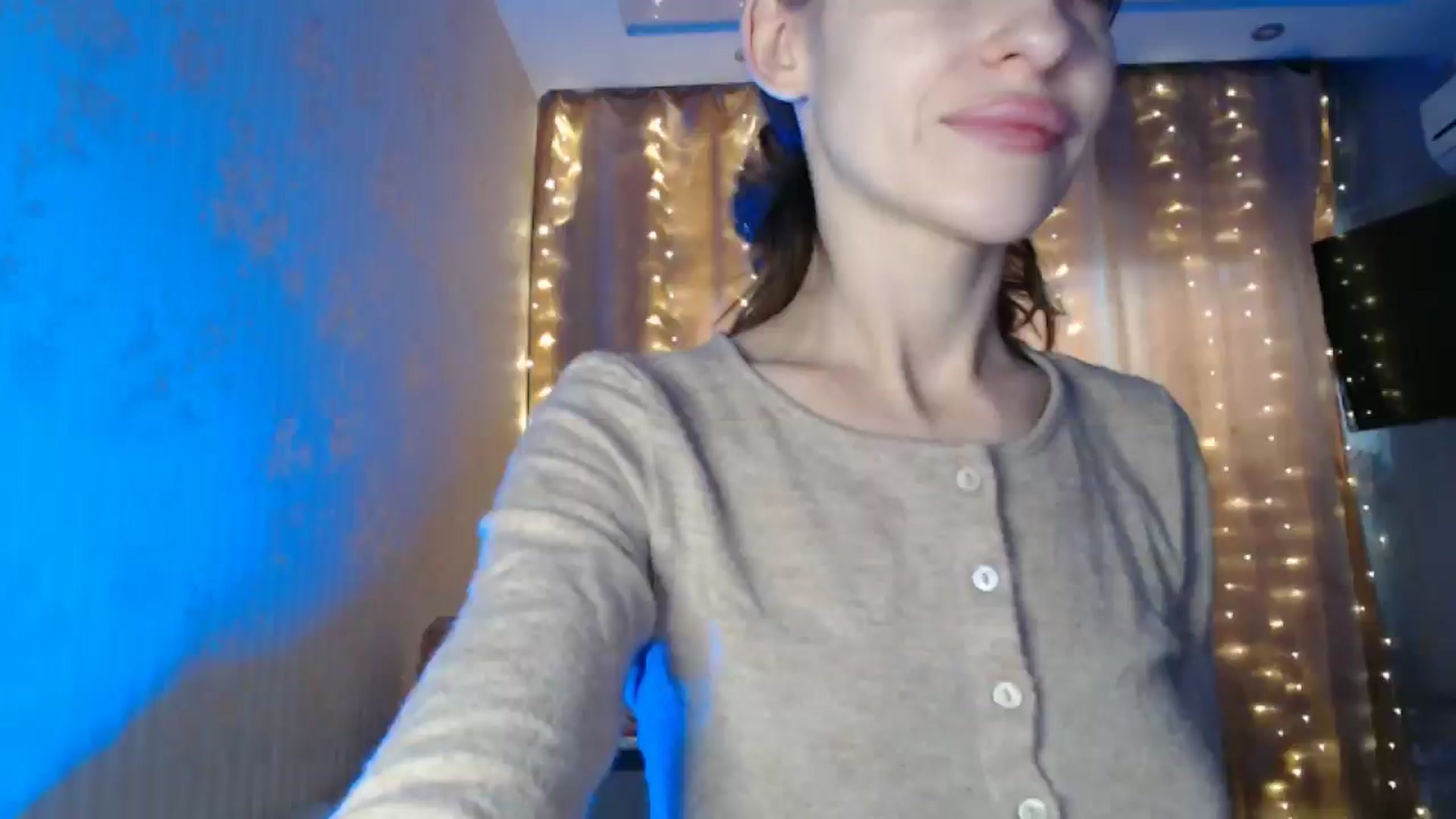 Gallery image thumbnail from Nora_Sweet's myfreecams stream on, 01/19/2025, 10:01 image 1 of 20