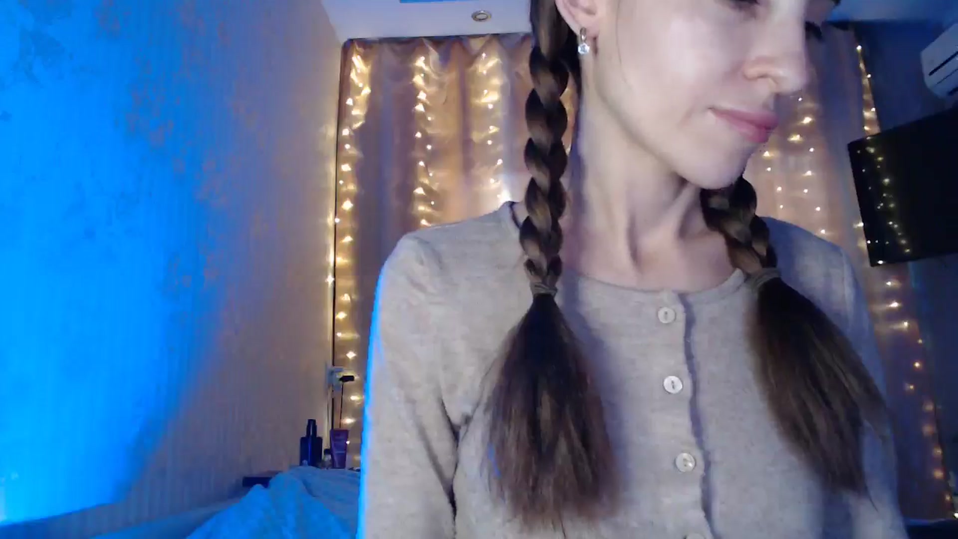 Gallery image thumbnail from Nora_Sweet's myfreecams stream on, 01/24/2025, 11:52 image 5 of 20