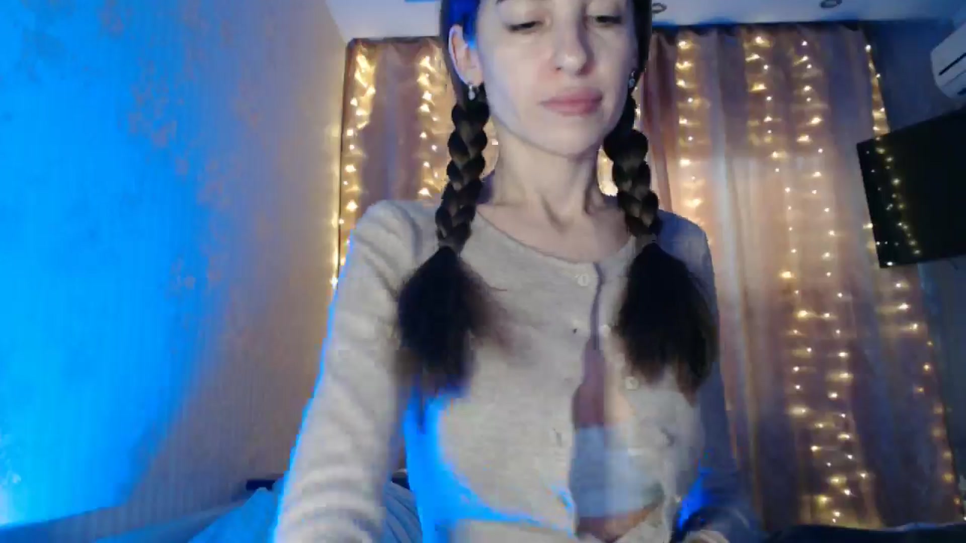Gallery image thumbnail from Nora_Sweet's myfreecams stream on, 01/24/2025, 11:52 image 12 of 20