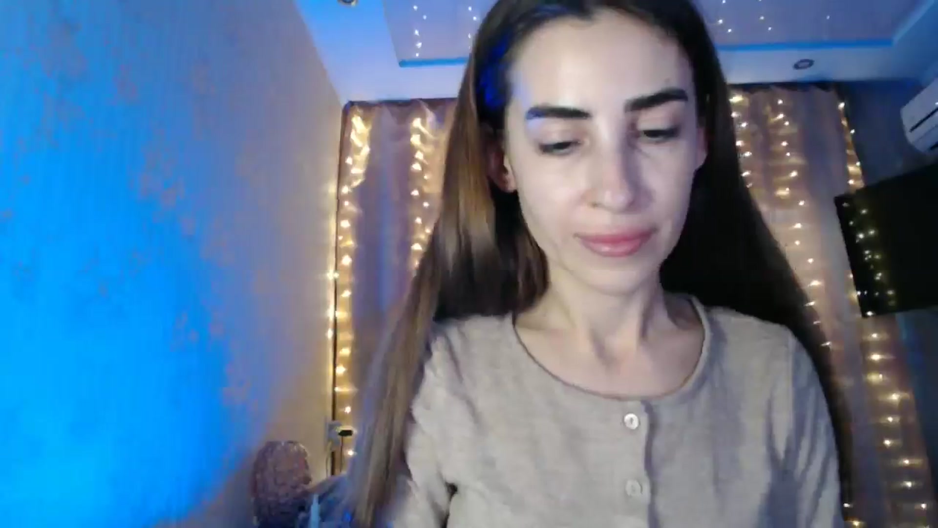 Gallery image thumbnail from Nora_Sweet's myfreecams stream on, 02/03/2025, 12:30 image 17 of 20