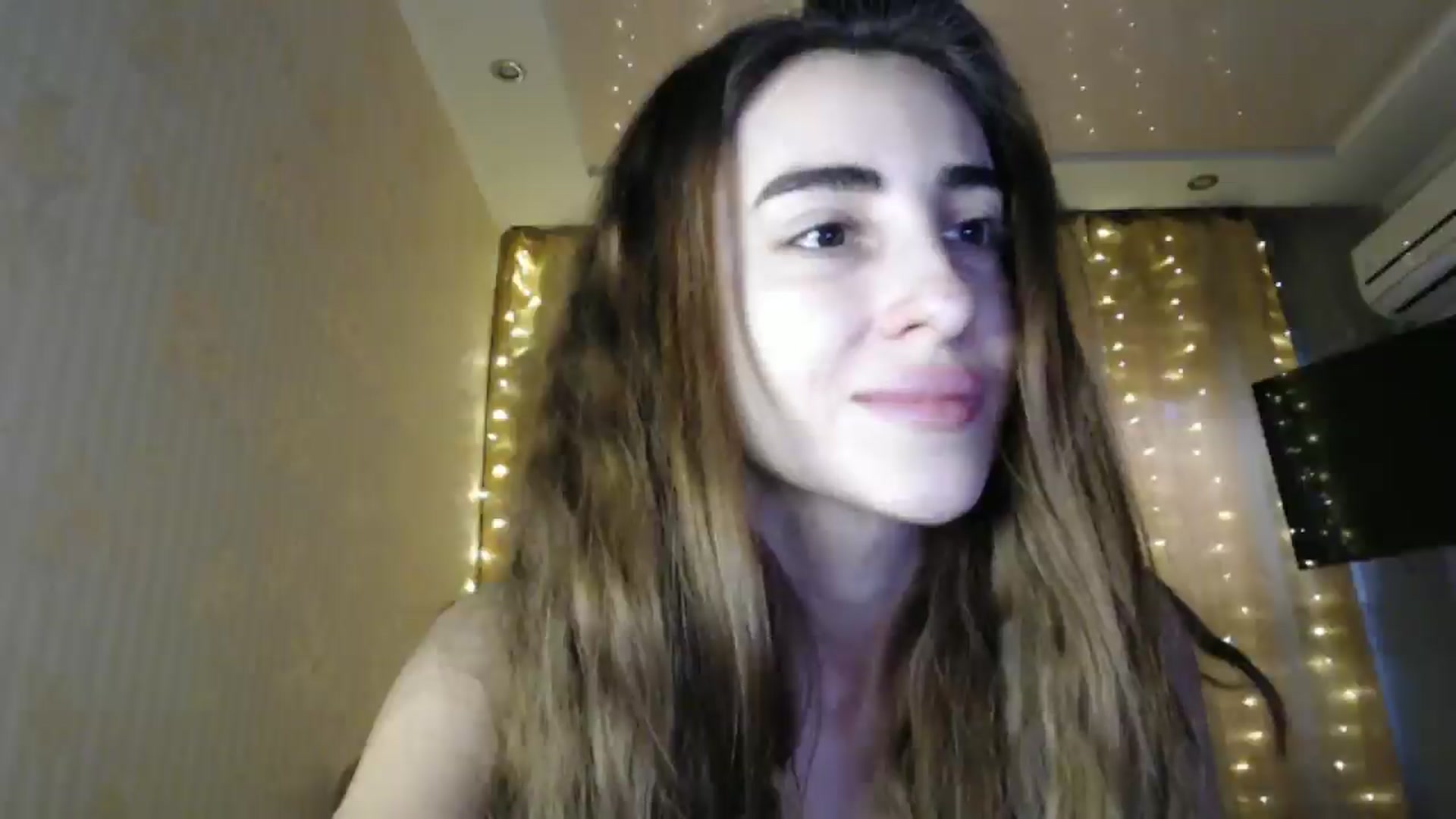 Gallery image thumbnail from Nora_Sweet's myfreecams stream on, 02/07/2025, 12:37 image 20 of 20