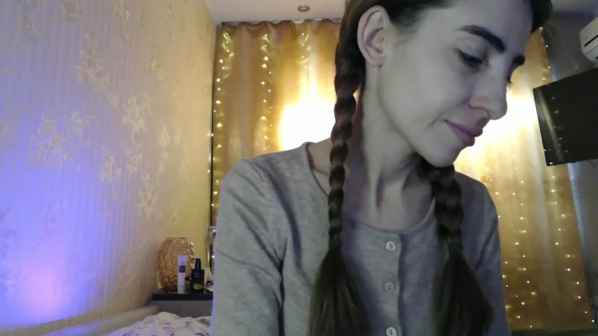Gallery image thumbnail from Nora_Sweet's myfreecams stream on, 02/11/2025, 11:55 image 17 of 20
