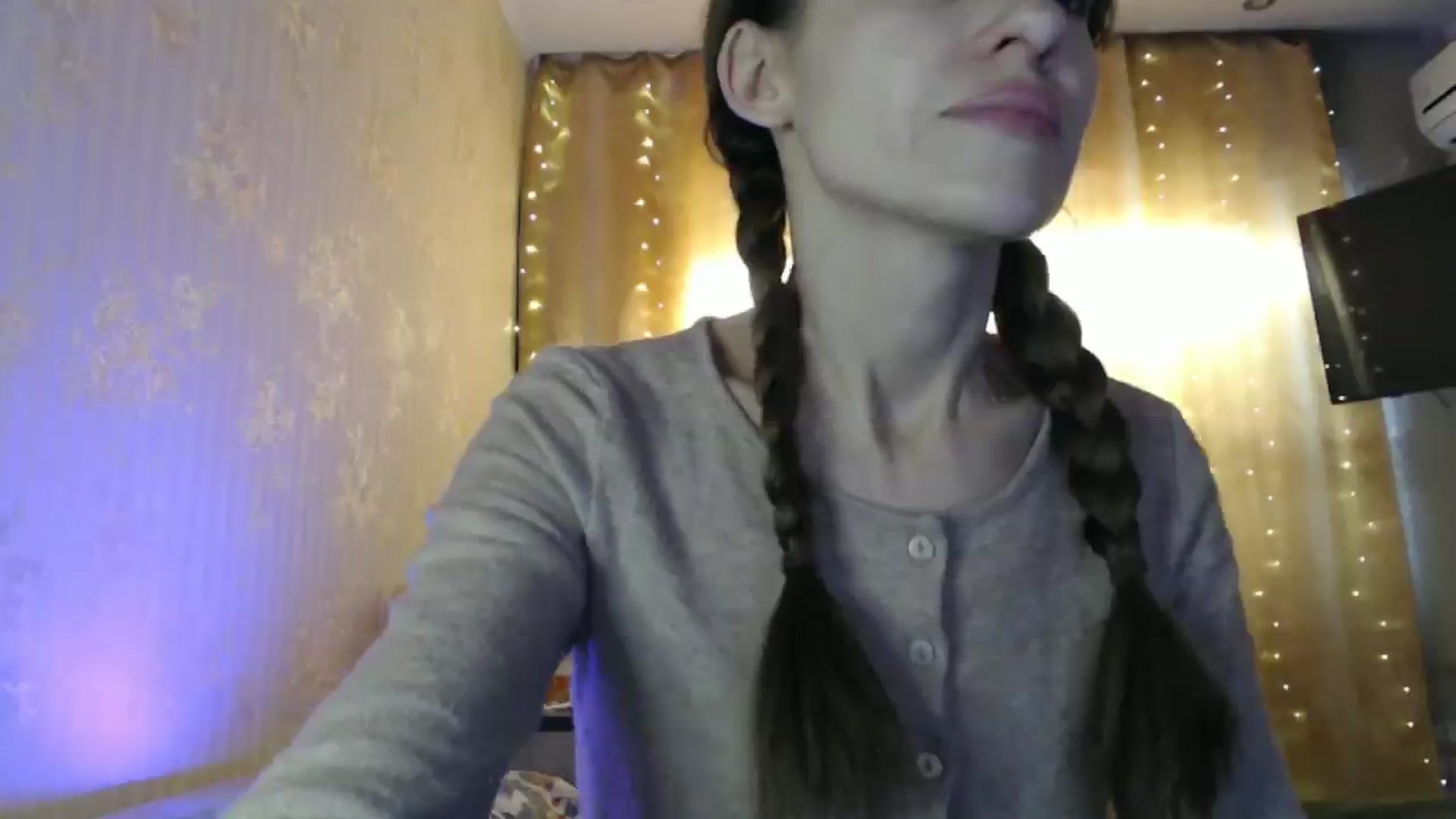 Gallery image thumbnail from Nora_Sweet's myfreecams stream on, 02/11/2025, 11:55 image 16 of 20