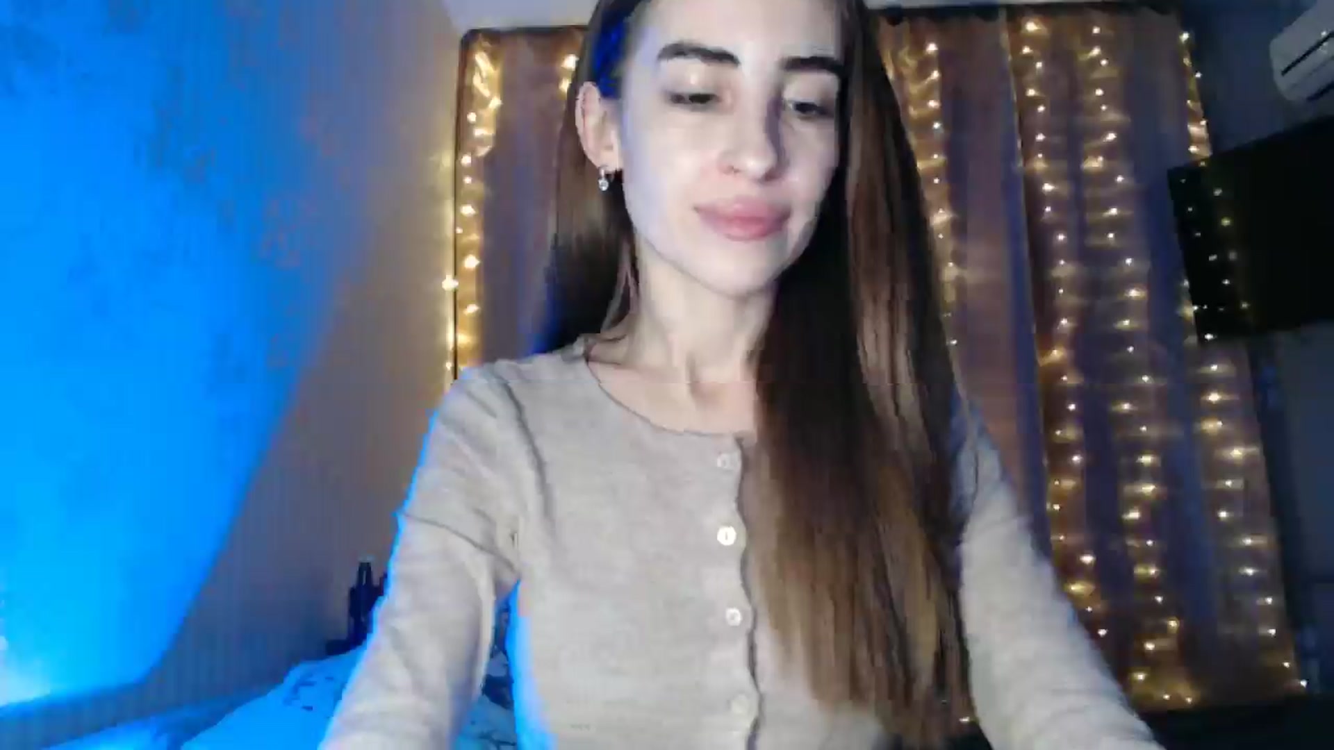 Gallery image thumbnail from Nora_Sweet's myfreecams stream on, 02/15/2025, 18:53 image 16 of 20