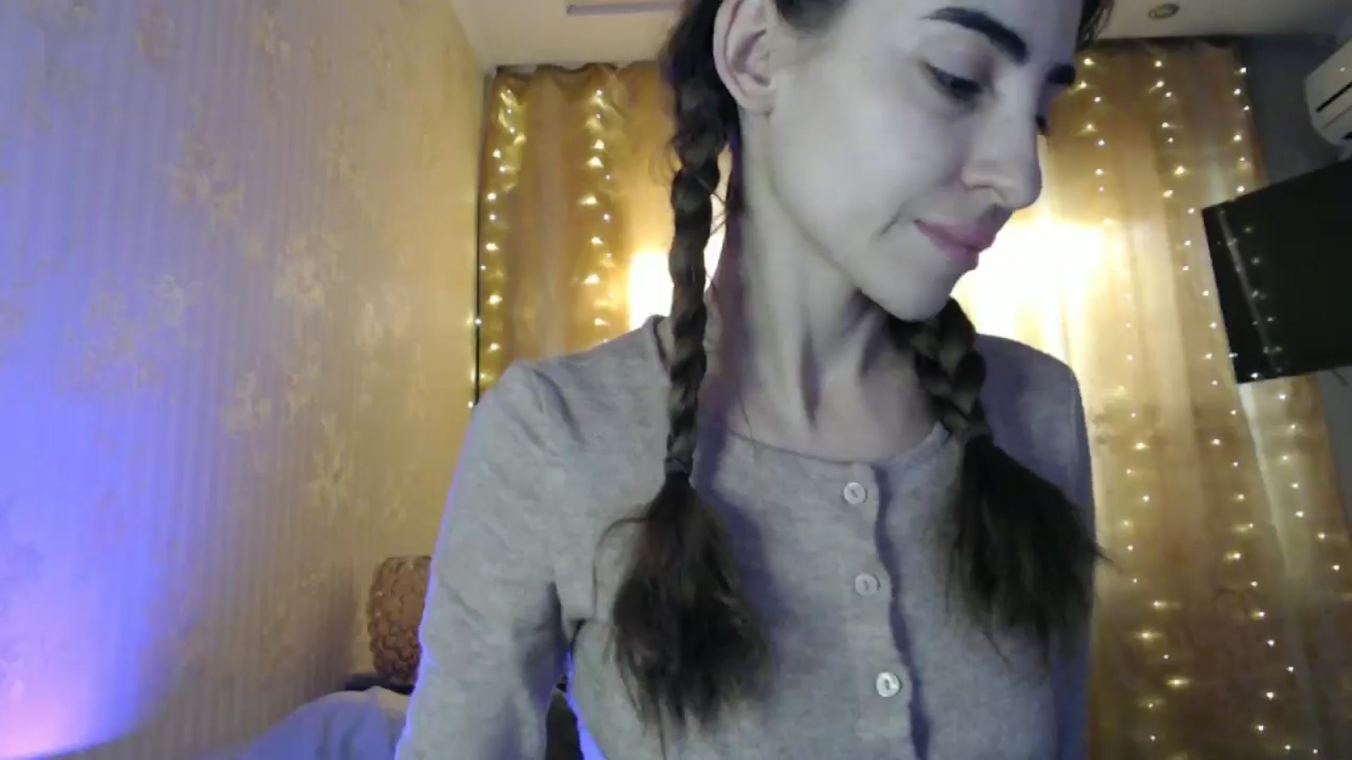 Gallery image thumbnail from Nora_Sweet's myfreecams stream on, 02/25/2025, 13:25 image 19 of 20
