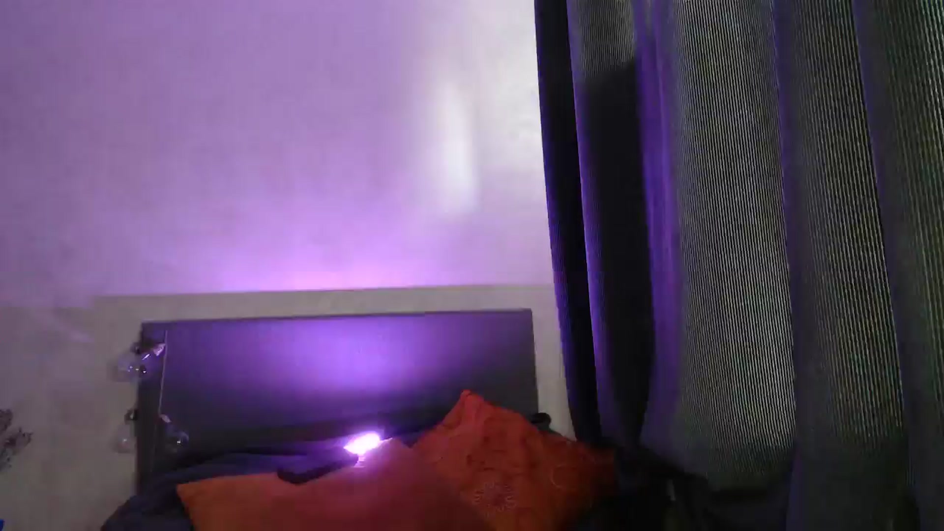 Gallery image thumbnail from Nora_Sweet's myfreecams stream on, 03/26/2025, 12:50 image 19 of 20