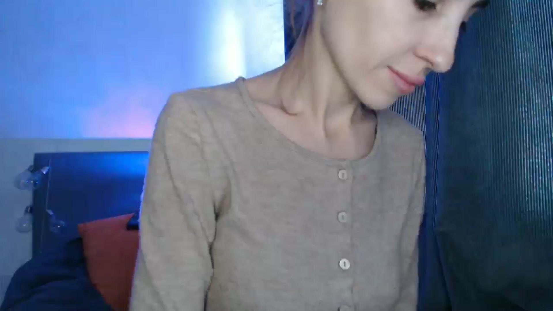 Gallery image thumbnail from Nora_Sweet's myfreecams stream on, 03/27/2025, 10:23 image 14 of 20