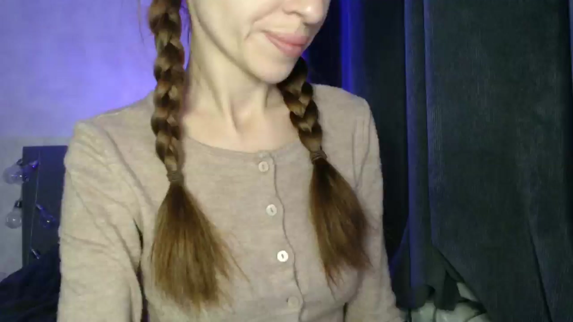 Gallery image thumbnail from Nora_Sweet's myfreecams stream on, 03/28/2025, 16:44 image 12 of 20