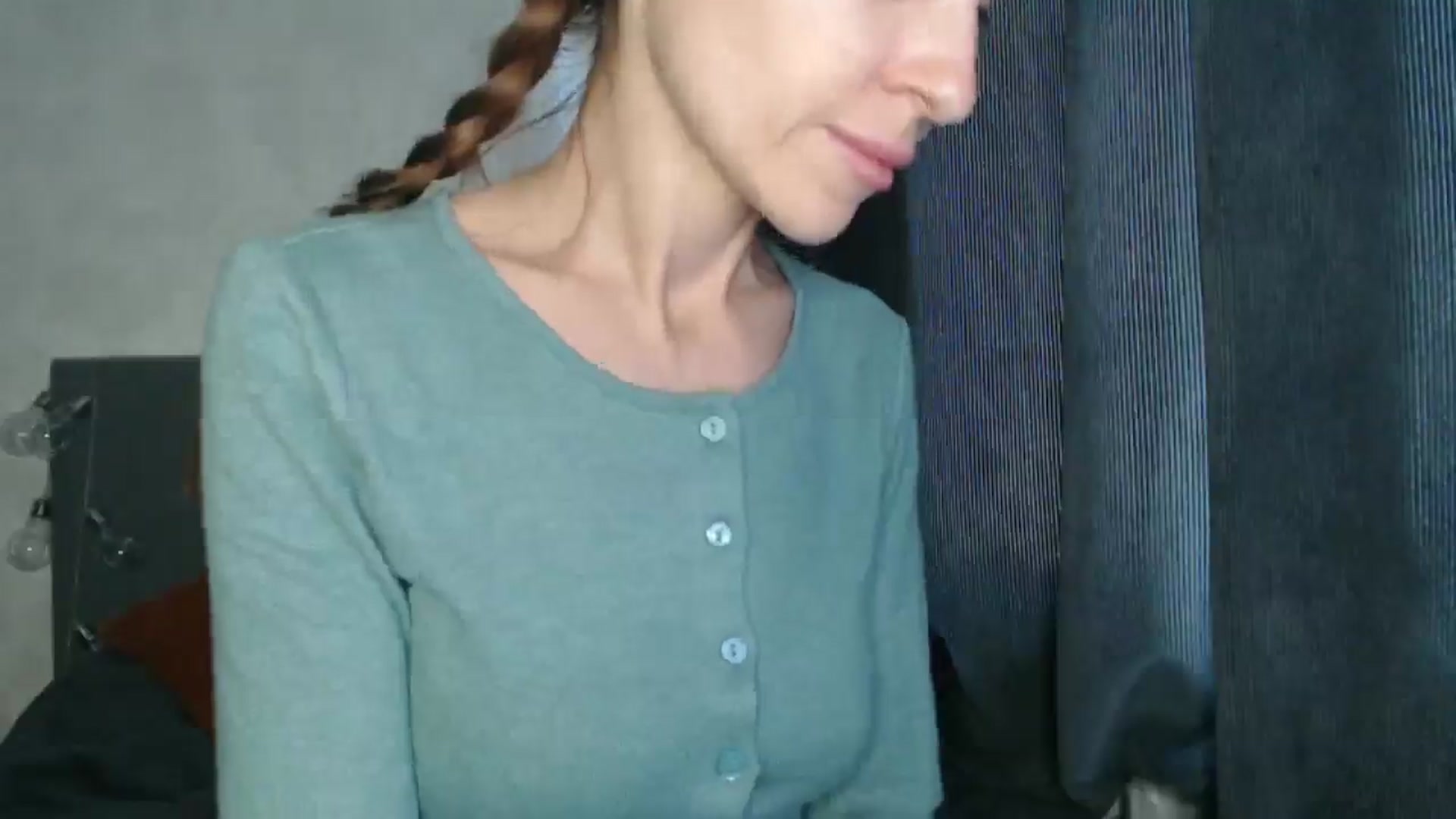 Gallery image thumbnail from Nora_Sweet's myfreecams stream on, 04/06/2025, 11:07 image 17 of 20