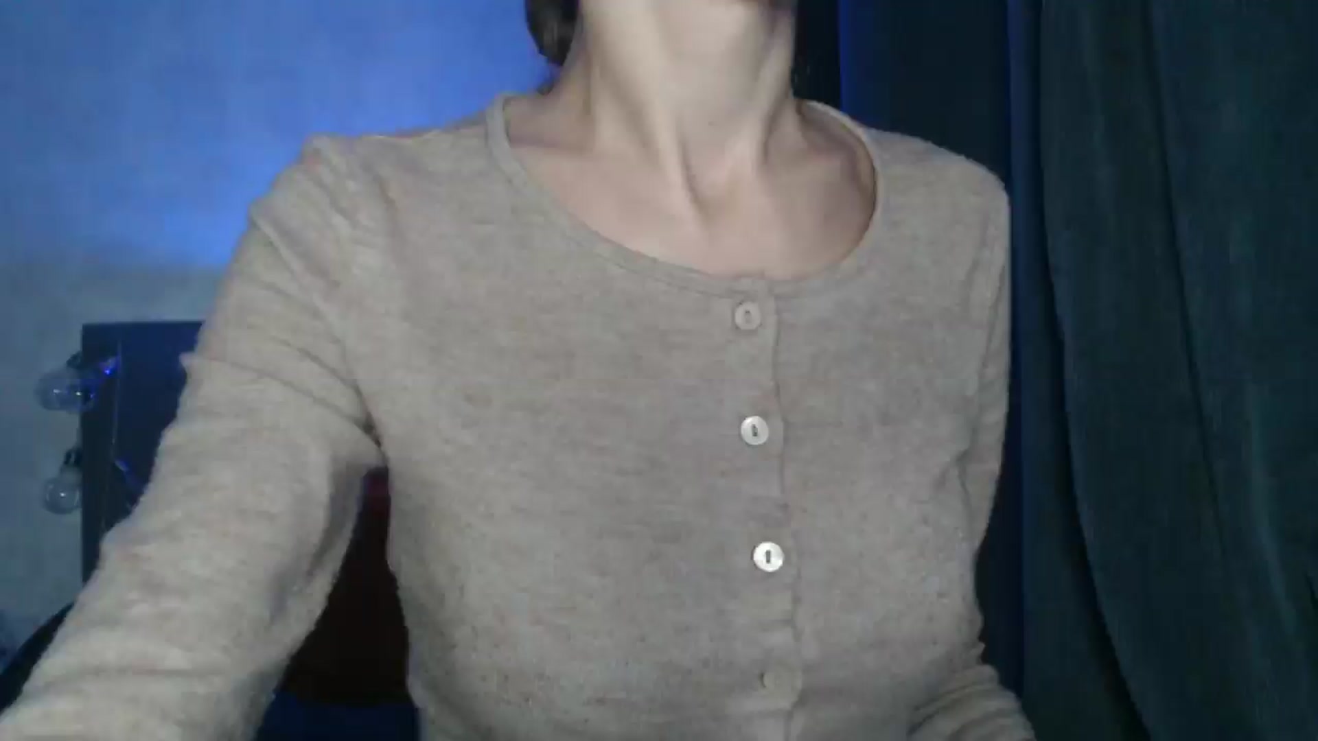 Gallery image thumbnail from Nora_Sweet's myfreecams stream on, 04/13/2025, 17:18 image 1 of 20