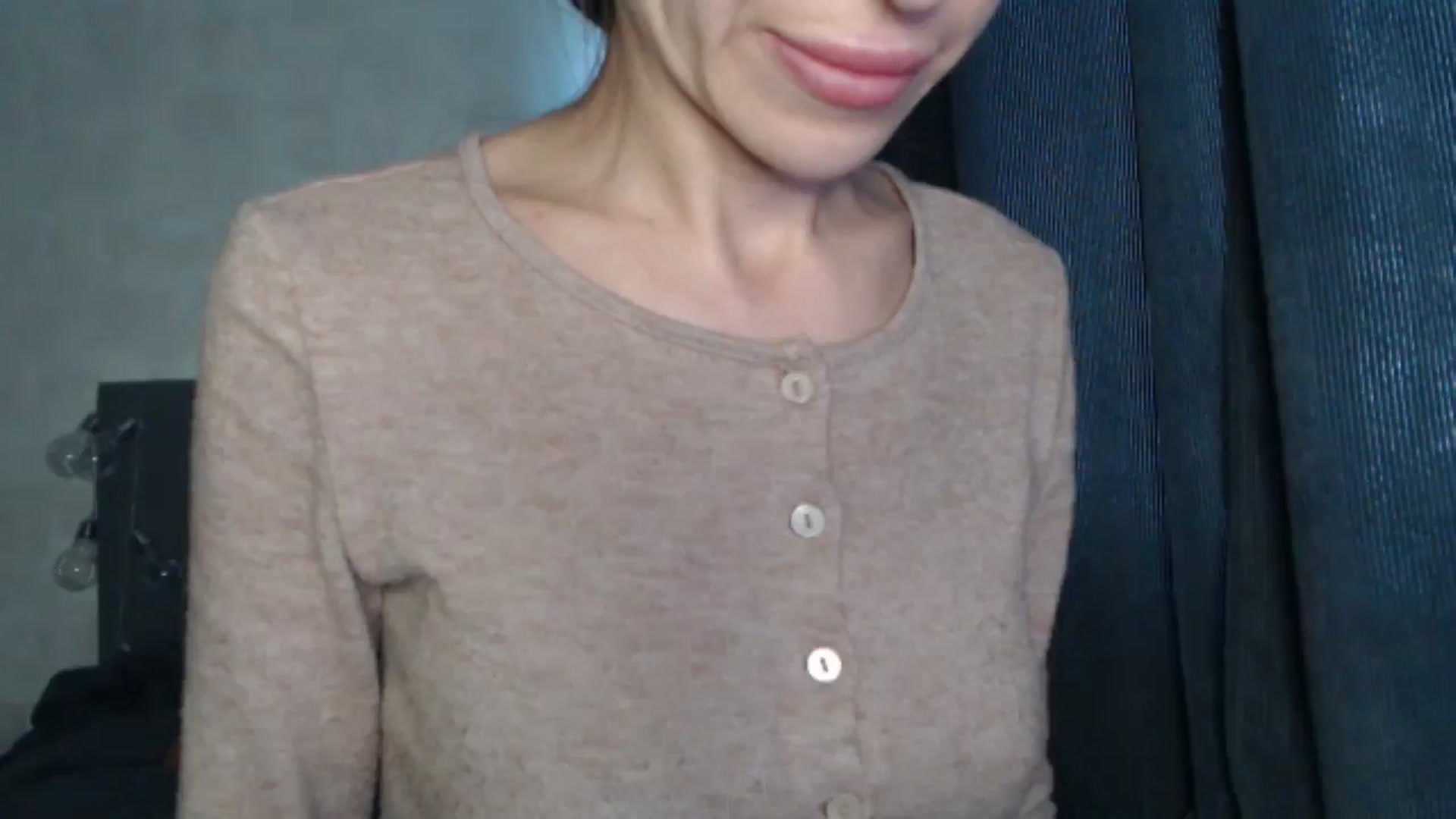 Gallery image thumbnail from Nora_Sweet's myfreecams stream on, 04/22/2025, 10:45 image 16 of 20