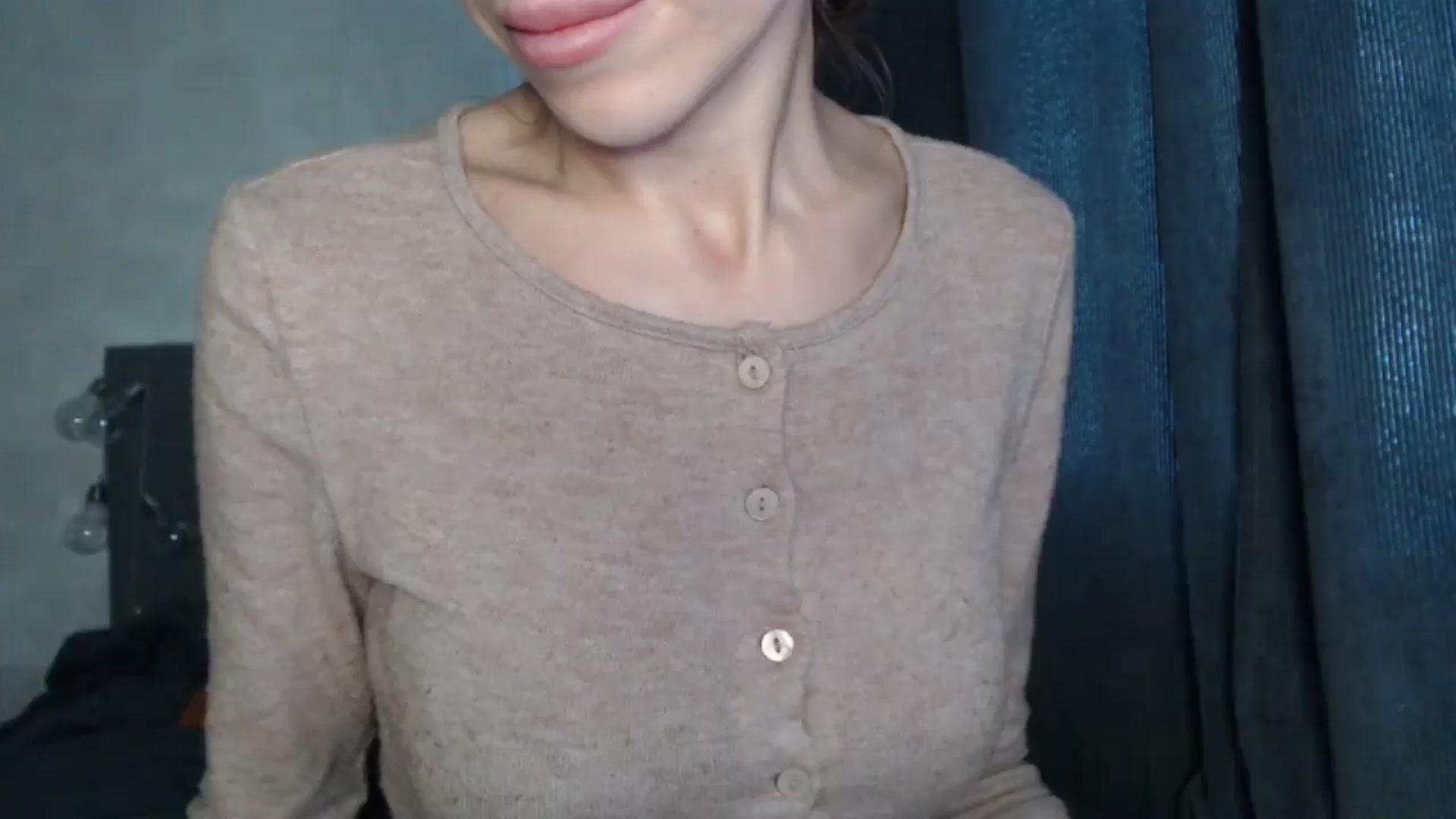 Gallery image thumbnail from Nora_Sweet's myfreecams stream on, 04/22/2025, 10:45 image 3 of 20