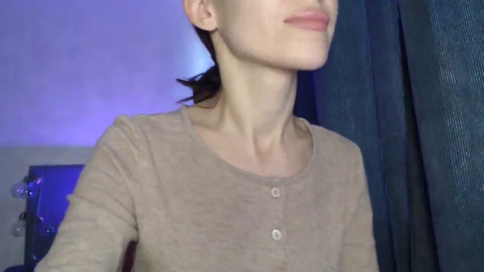 Gallery image thumbnail from Nora_Sweet's myfreecams stream on, 04/22/2025, 11:33 image 5 of 20