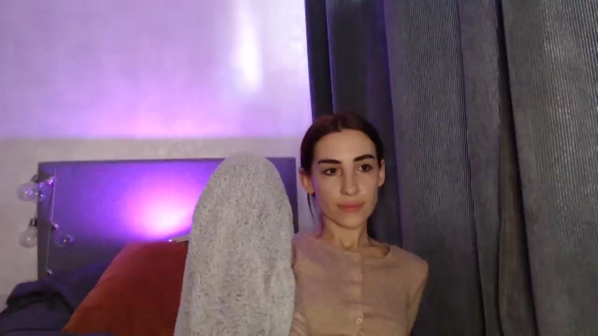 Gallery image thumbnail from Nora_Sweet's myfreecams stream on, 04/22/2025, 11:33 image 11 of 20