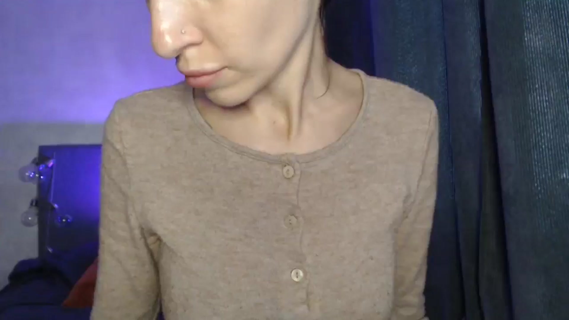 Gallery image thumbnail from Nora_Sweet's myfreecams stream on, 04/22/2025, 11:33 image 17 of 20