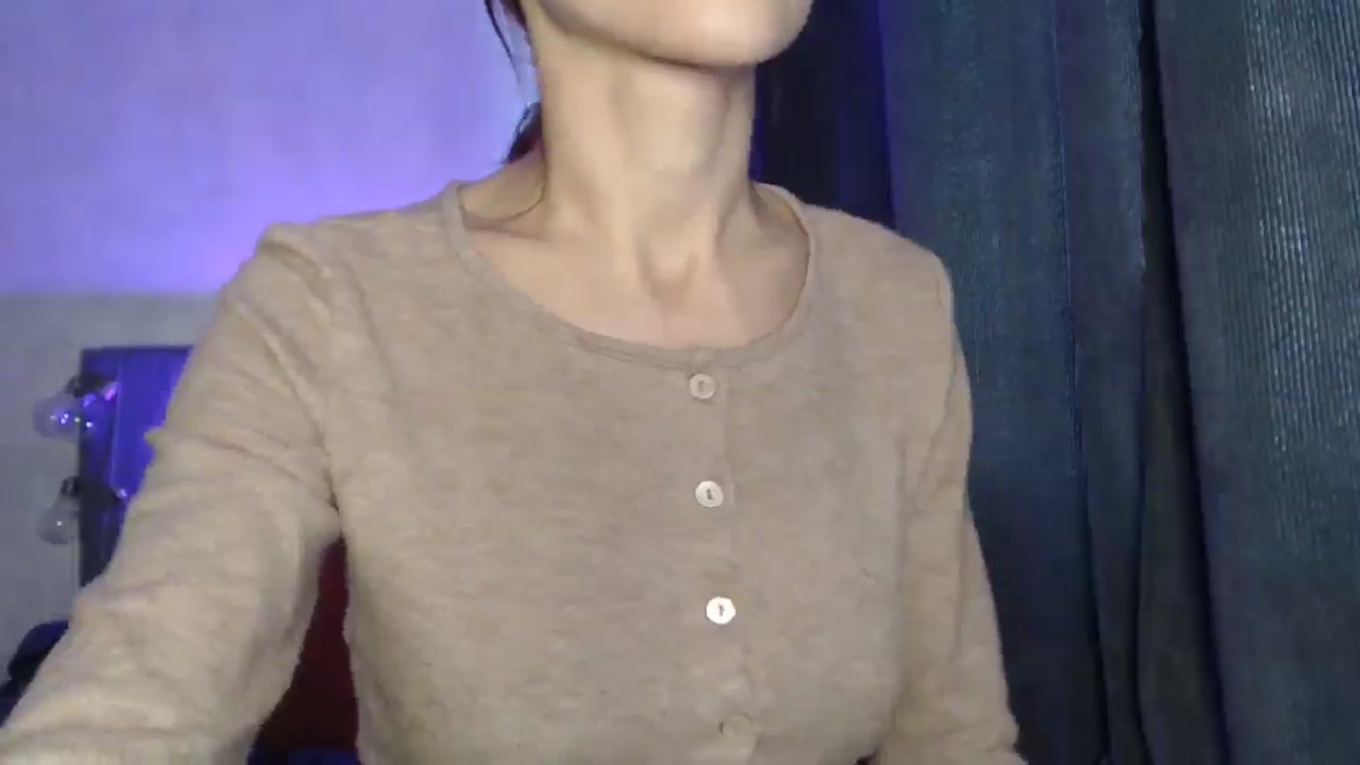 Gallery image thumbnail from Nora_Sweet's myfreecams stream on, 04/22/2025, 11:33 image 10 of 20