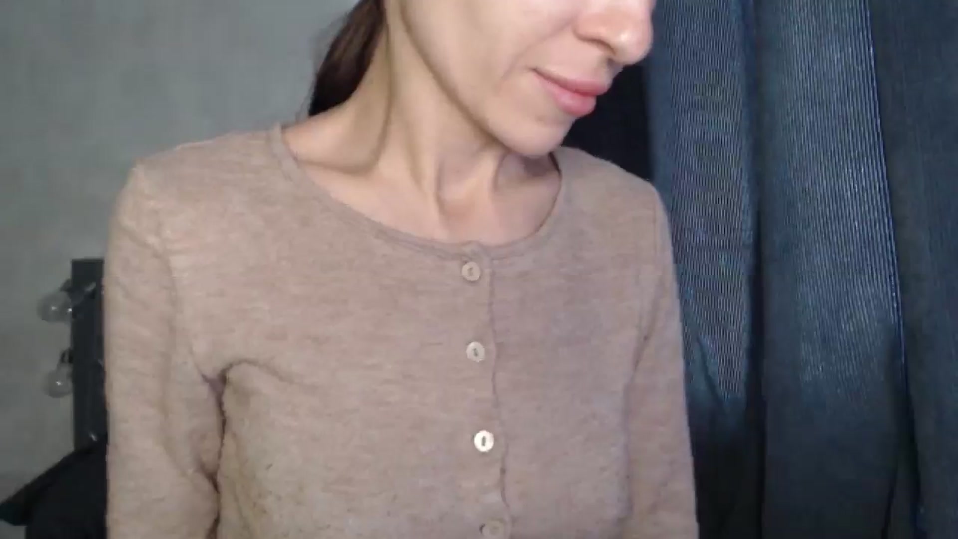 Gallery image thumbnail from Nora_Sweet's myfreecams stream on, 04/23/2025, 10:54 image 8 of 20