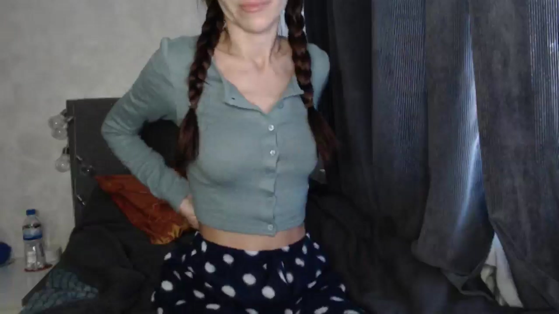 Gallery image thumbnail from Nora_Sweet's myfreecams stream on, 05/01/2025, 11:34 image 15 of 20