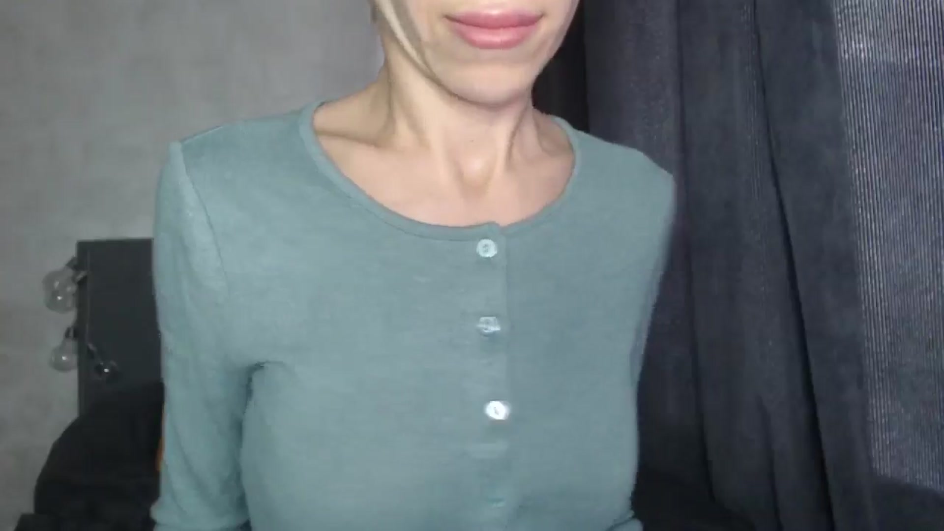 Gallery image thumbnail from Nora_Sweet's myfreecams stream on, 05/12/2025, 11:08 image 17 of 20