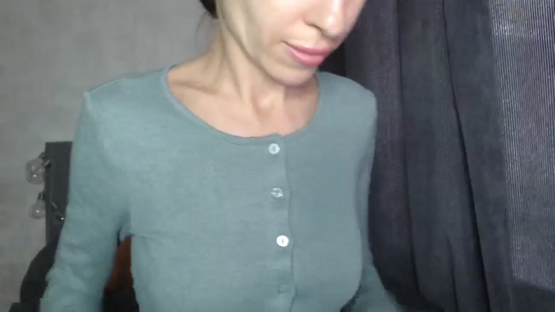 Gallery image thumbnail from Nora_Sweet's myfreecams stream on, 05/12/2025, 11:08 image 19 of 20