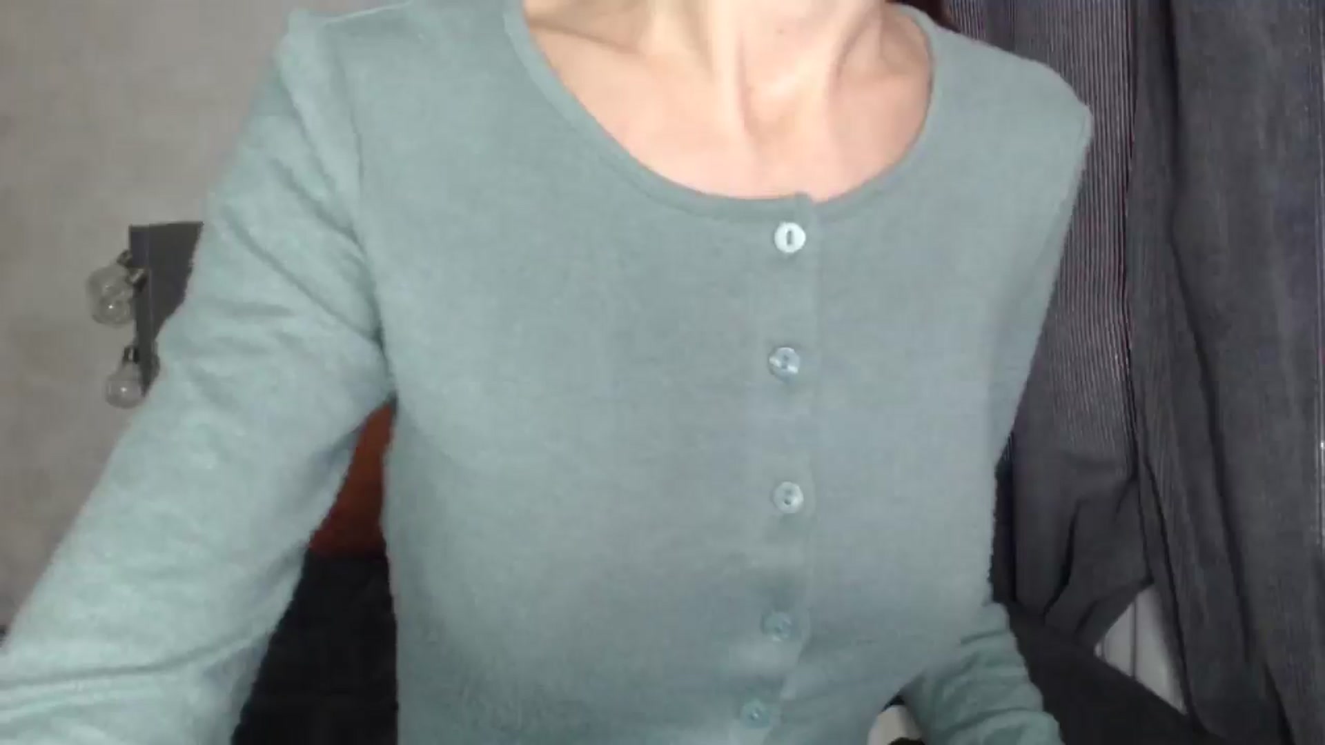 Gallery image thumbnail from Nora_Sweet's myfreecams stream on, 05/19/2025, 08:25 image 11 of 20