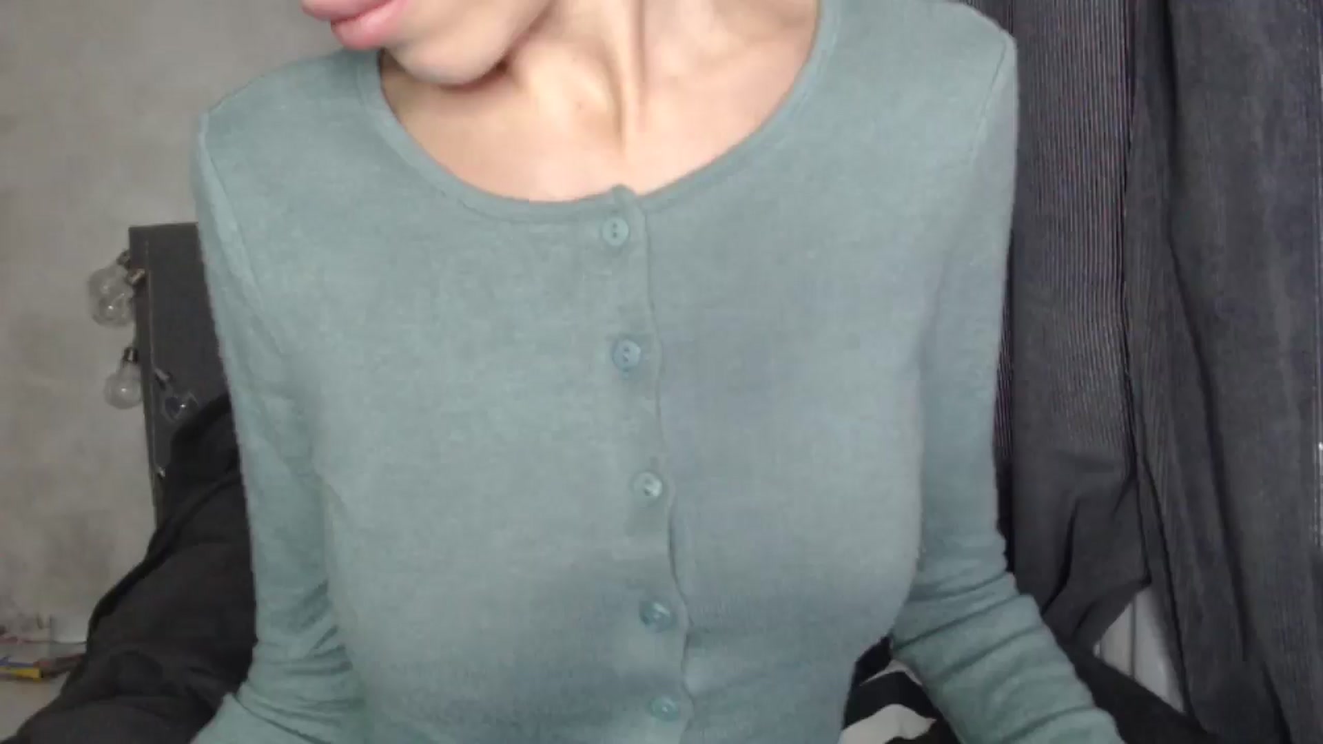 Gallery image thumbnail from Nora_Sweet's myfreecams stream on, 05/19/2025, 08:25 image 8 of 20