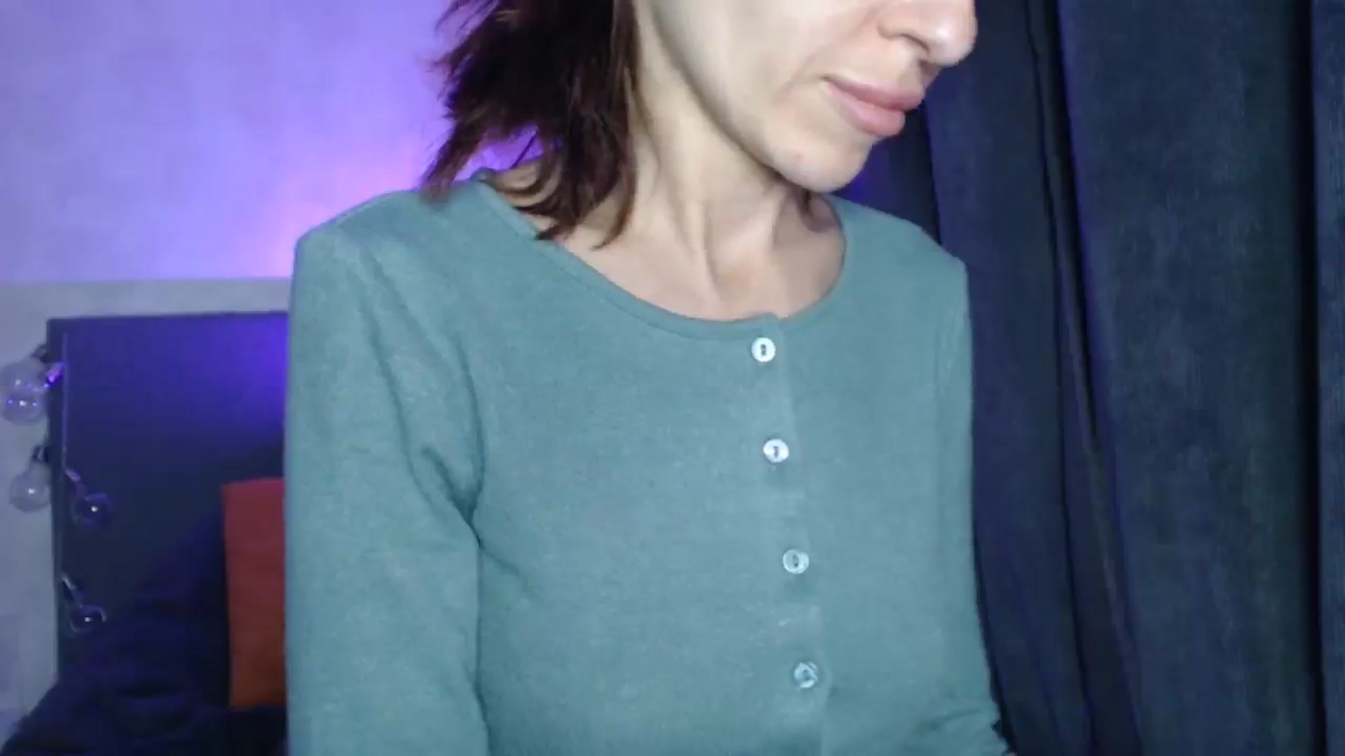 Gallery image thumbnail from Nora_Sweet's myfreecams stream on, 05/27/2025, 17:19 image 16 of 20