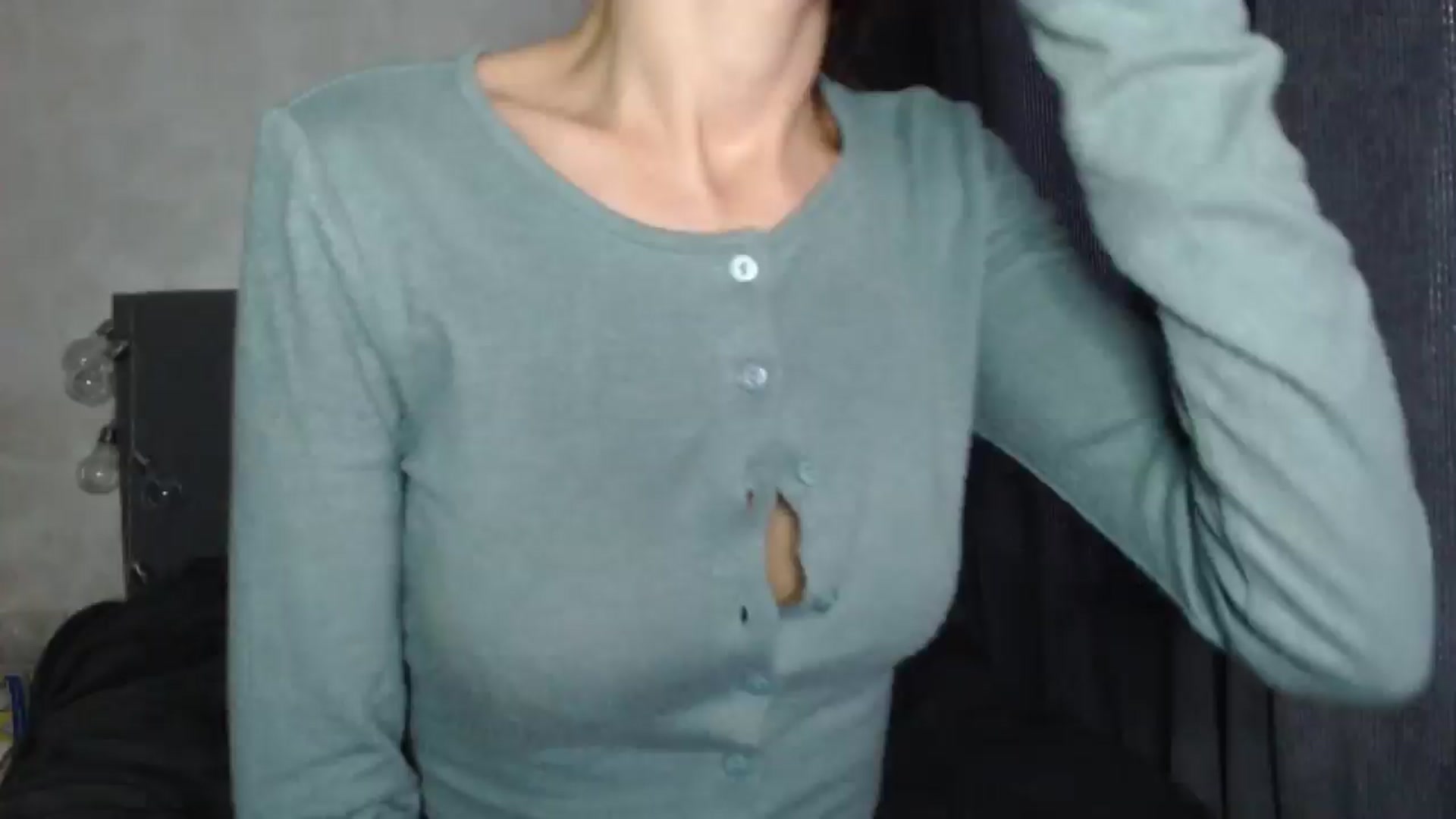 Gallery image thumbnail from Nora_Sweet's myfreecams stream on, 06/01/2025, 13:36 image 1 of 20
