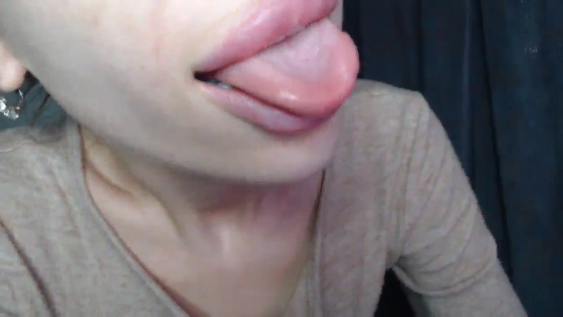 Gallery image thumbnail from Nora_Sweet's myfreecams stream on, 06/04/2025, 12:15 image 18 of 20