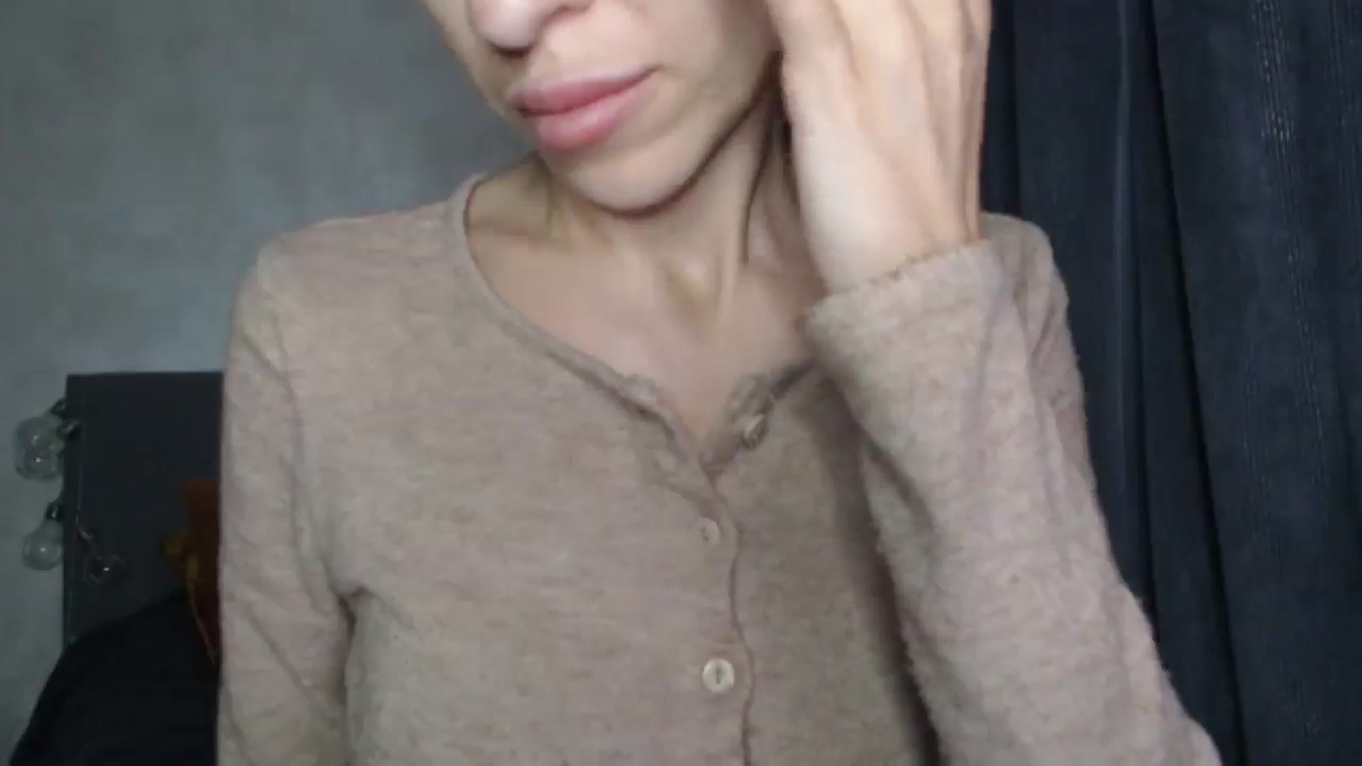 Gallery image thumbnail from Nora_Sweet's myfreecams stream on, 06/04/2025, 12:15 image 19 of 20