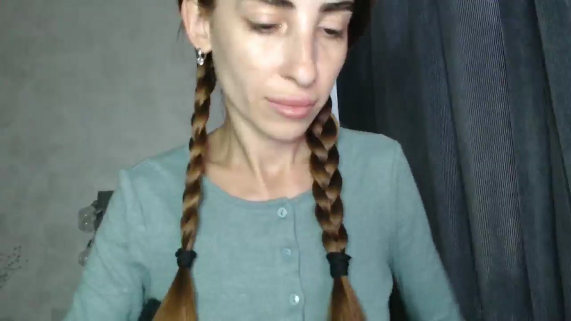 Gallery image thumbnail from Nora_Sweet's myfreecams stream on, 08/12/2025, 10:04 image 18 of 20