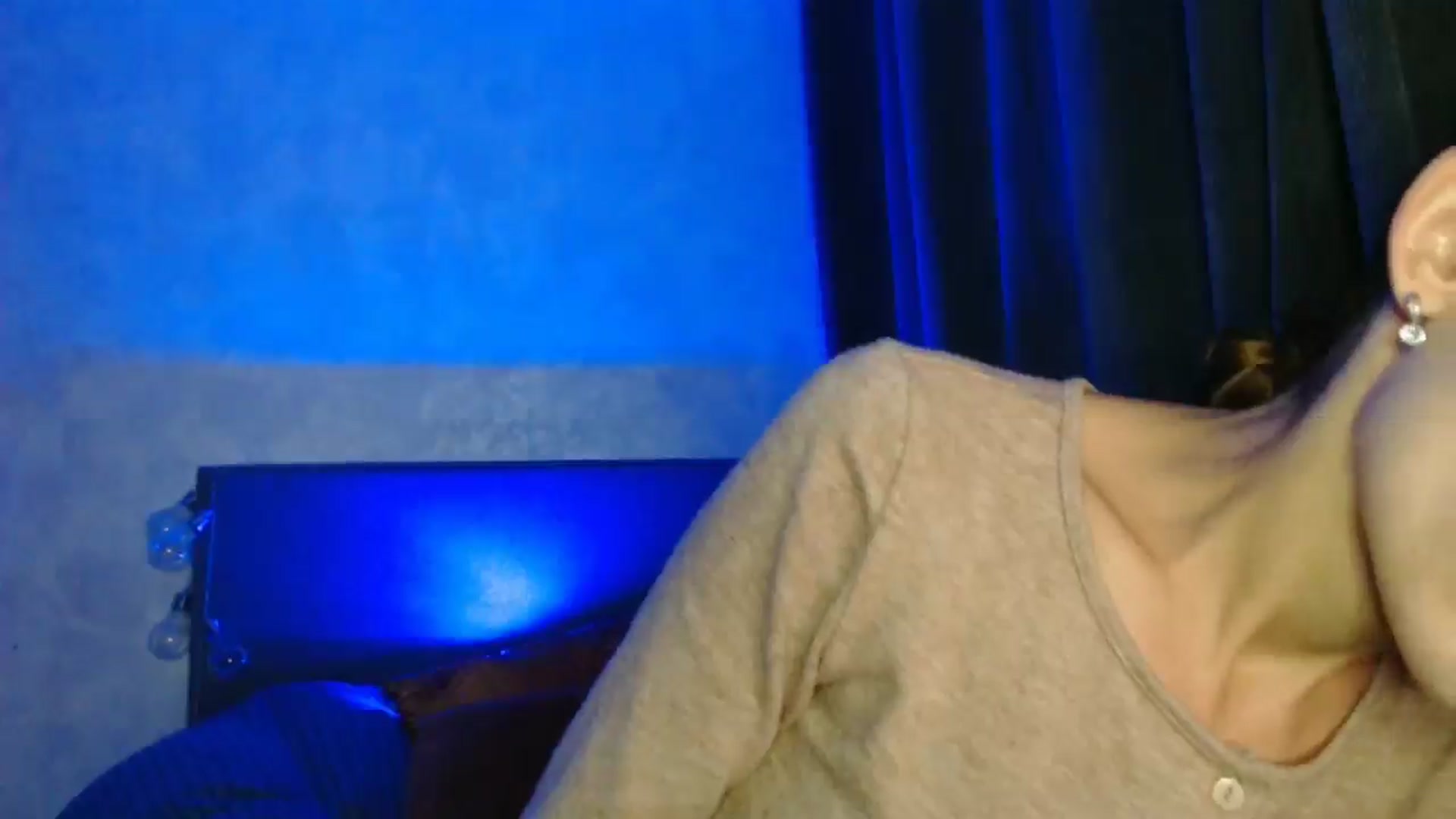 Gallery image thumbnail from Nora_Sweet's myfreecams stream on, 08/16/2025, 18:02 image 19 of 20