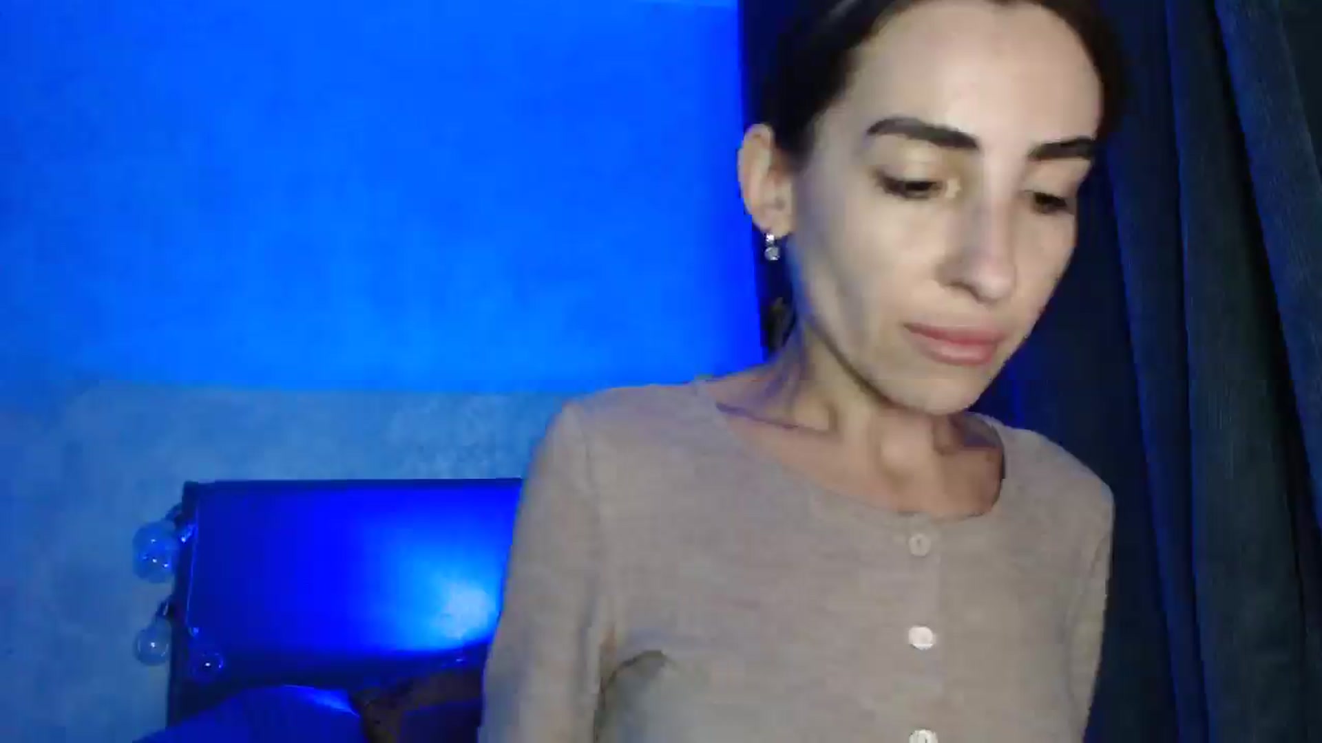 Gallery image thumbnail from Nora_Sweet's myfreecams stream on, 08/16/2025, 18:02 image 9 of 20