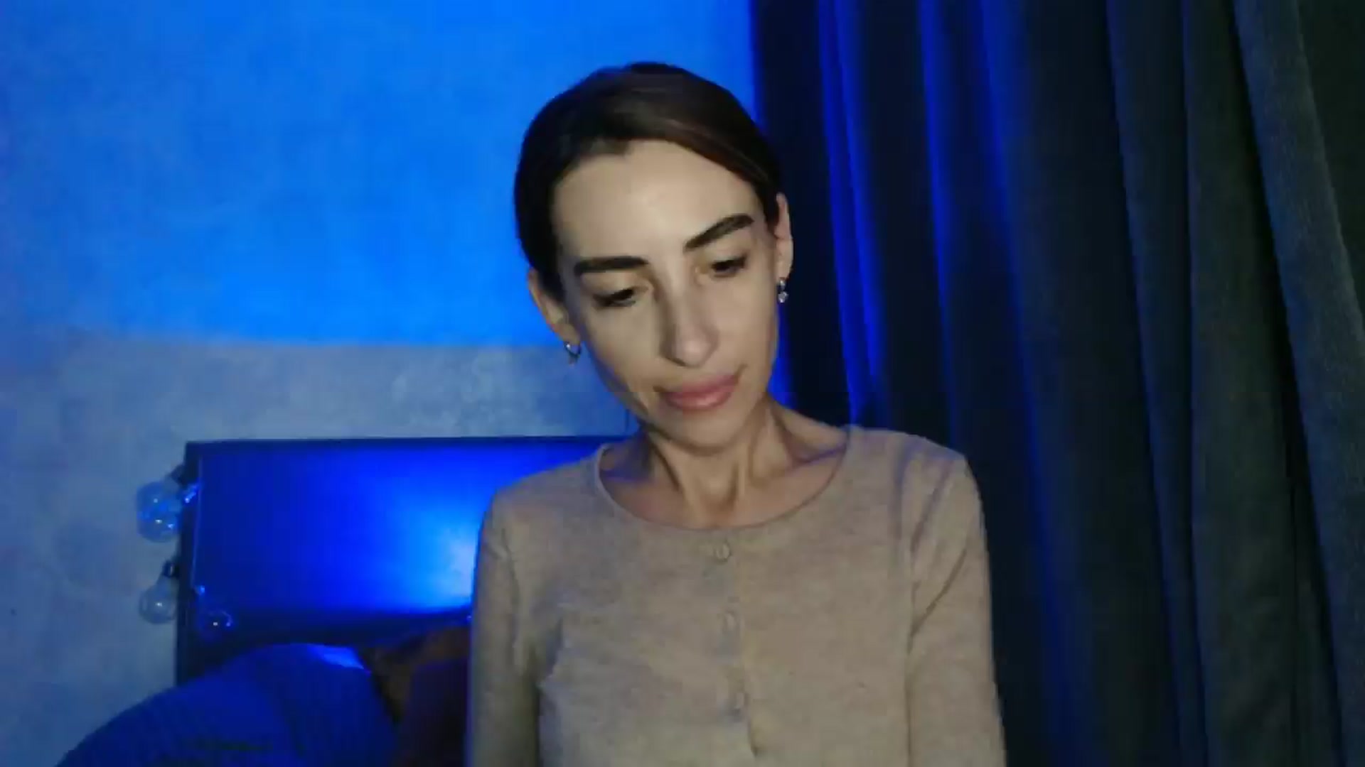 Gallery image thumbnail from Nora_Sweet's myfreecams stream on, 08/16/2025, 18:02 image 12 of 20