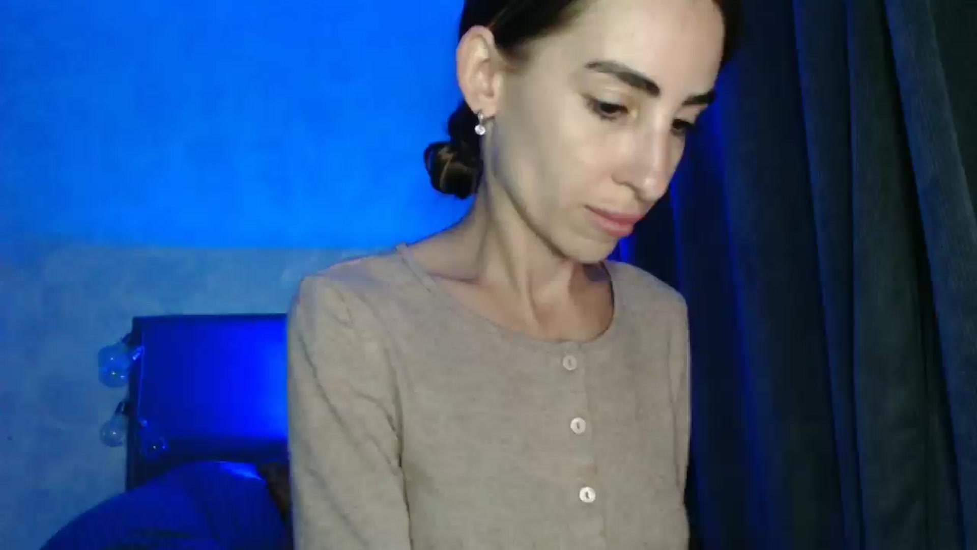 Gallery image thumbnail from Nora_Sweet's myfreecams stream on, 08/16/2025, 18:02 image 14 of 20